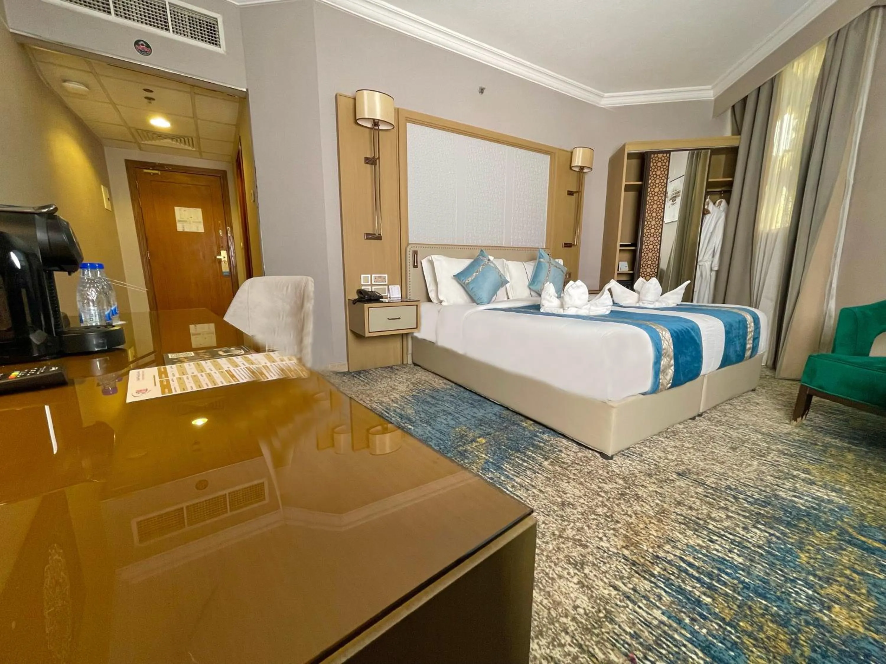 View (from property/room), Bed in Waqf Othman Bin Affan Hotel