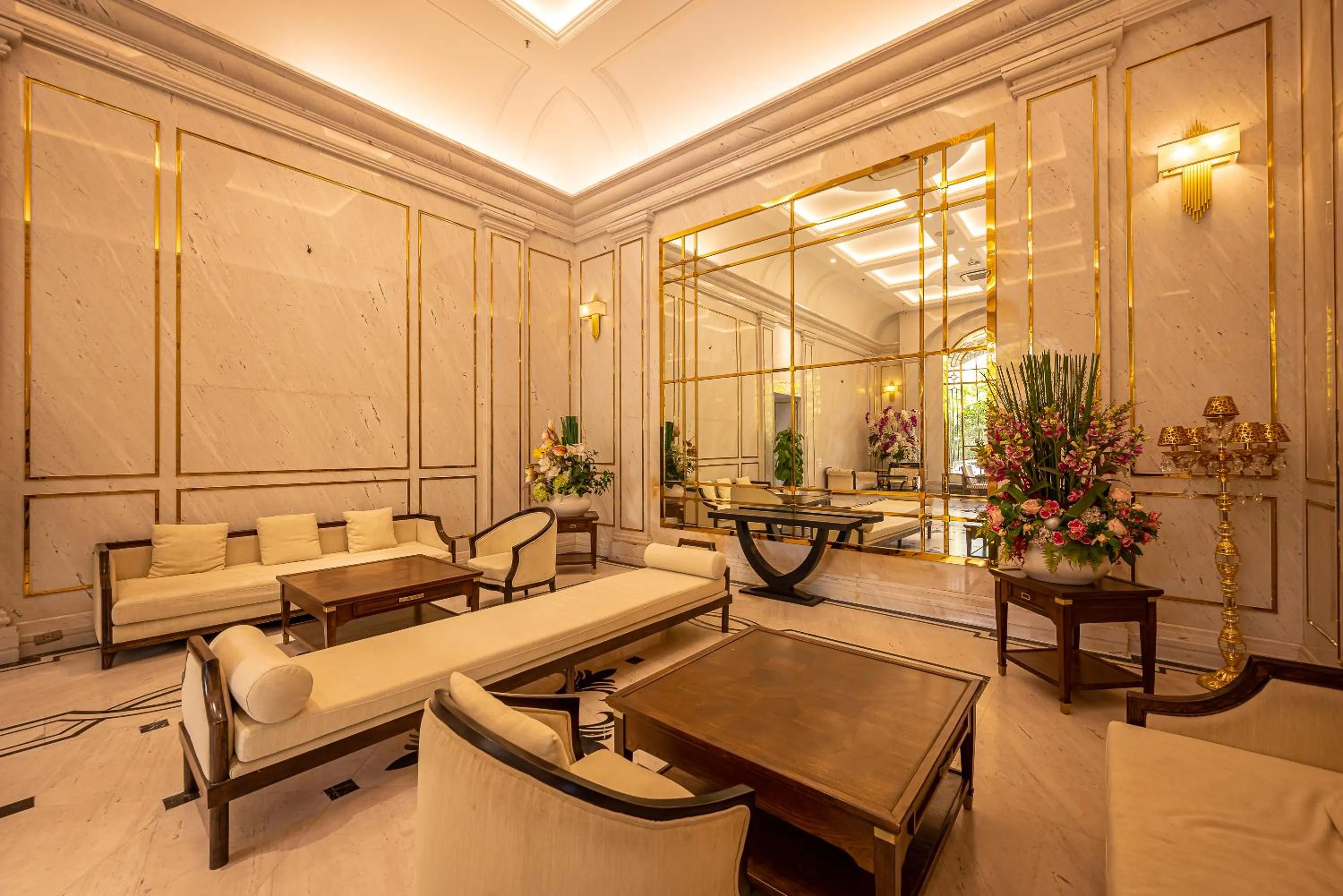 Lobby or reception in Cozrum Homes - Sonata Residence