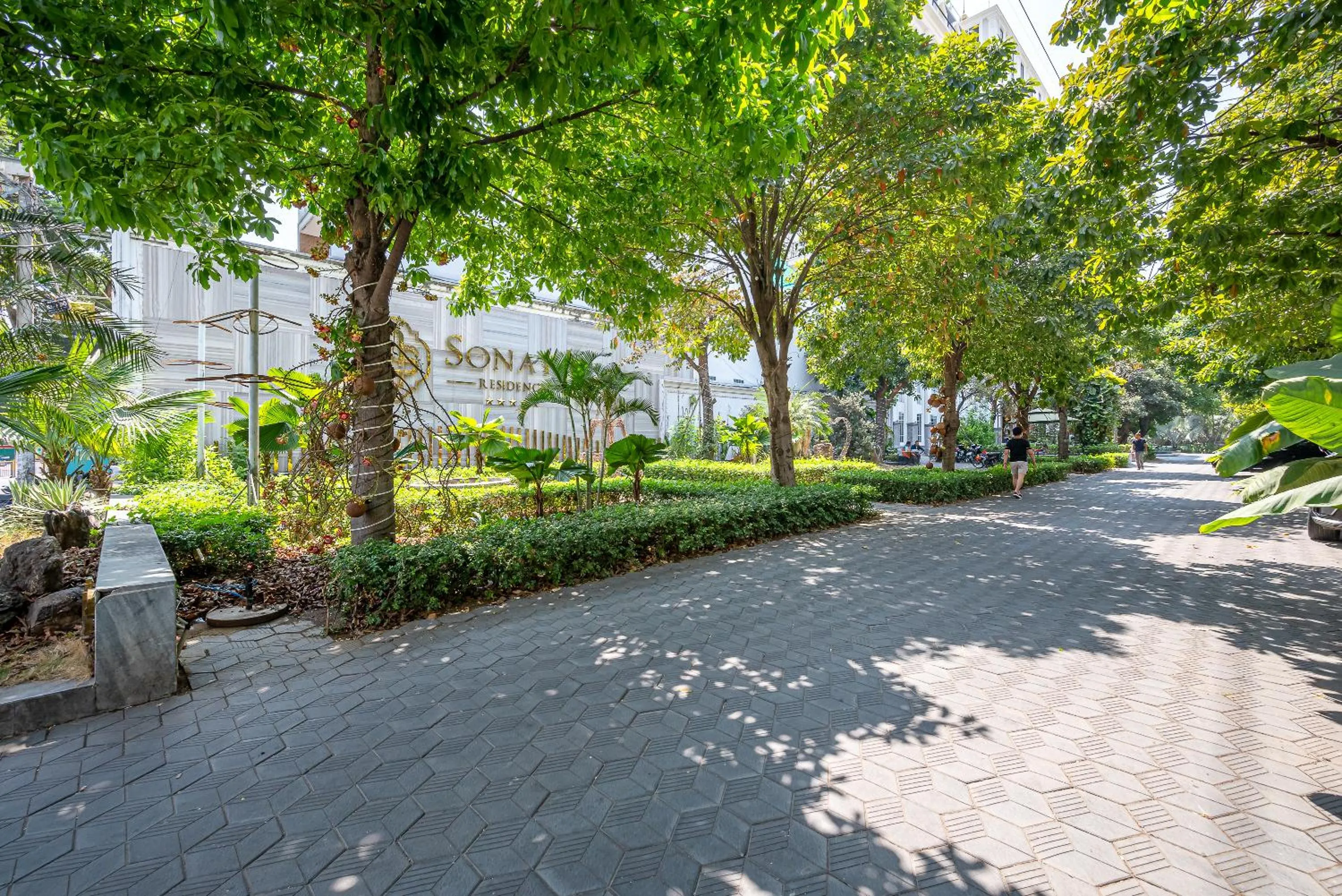 Garden in Cozrum Homes - Sonata Residence