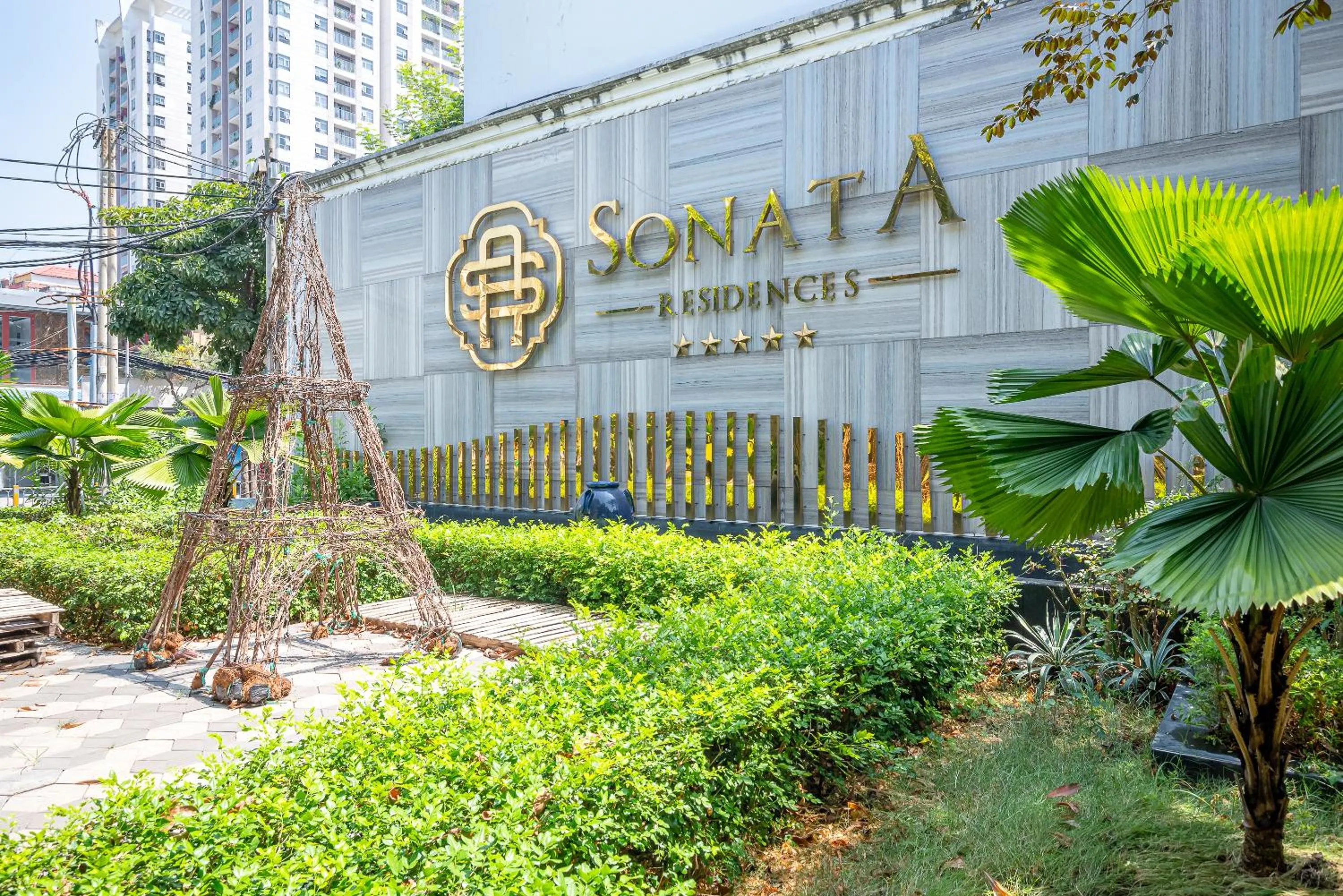 Property building in Cozrum Homes - Sonata Residence