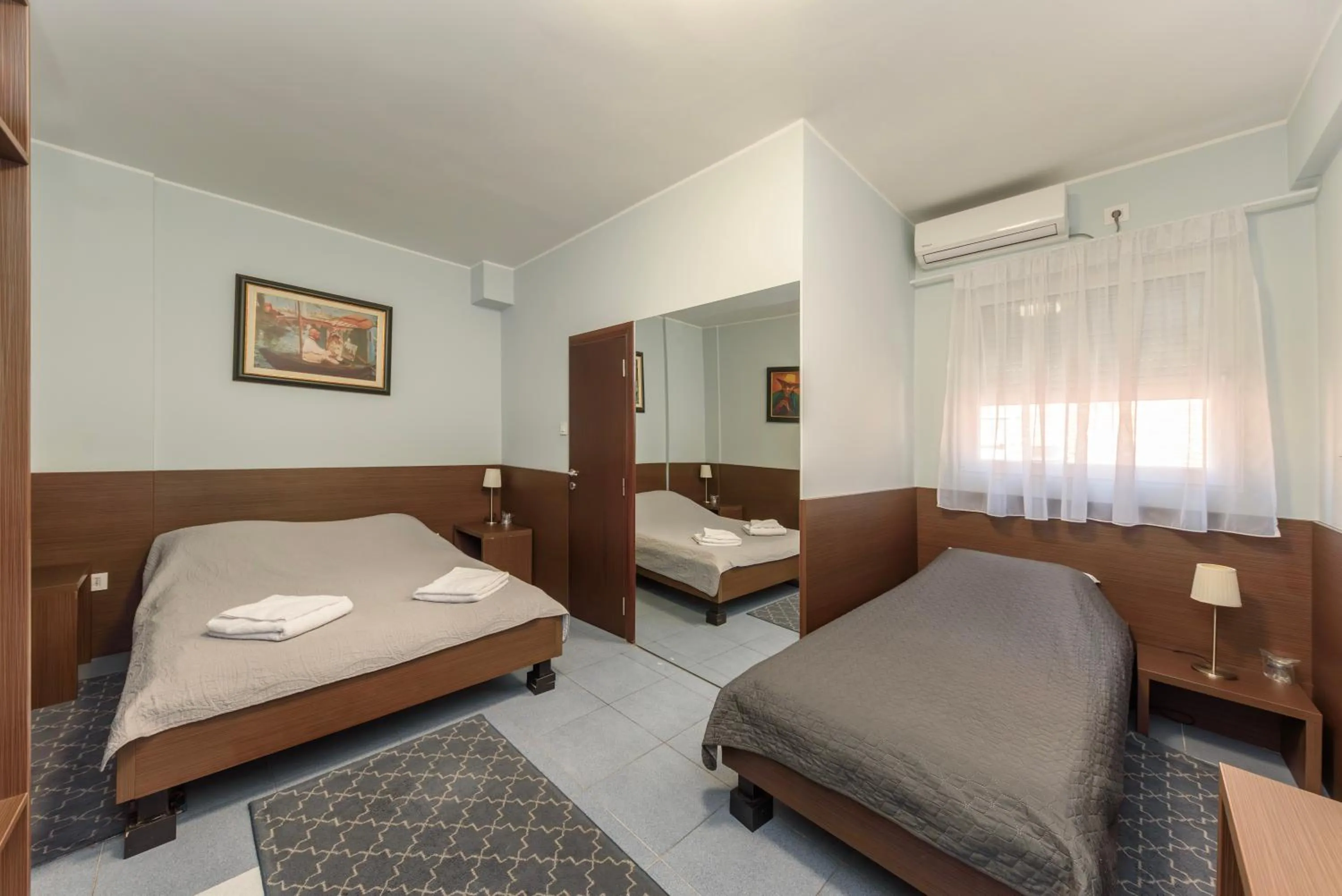 Bed in Garni Hotel Zenit