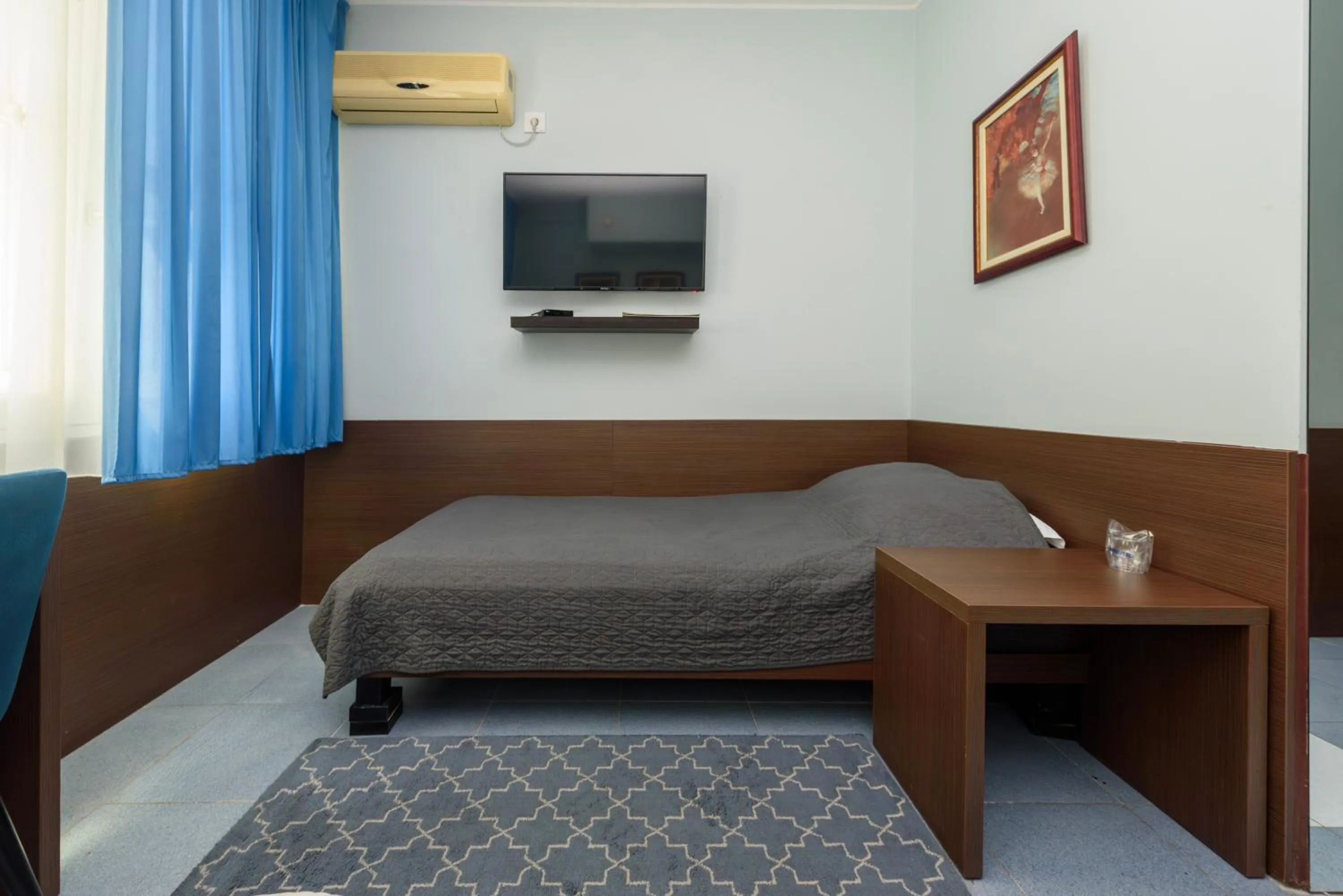 Bed in Garni Hotel Zenit