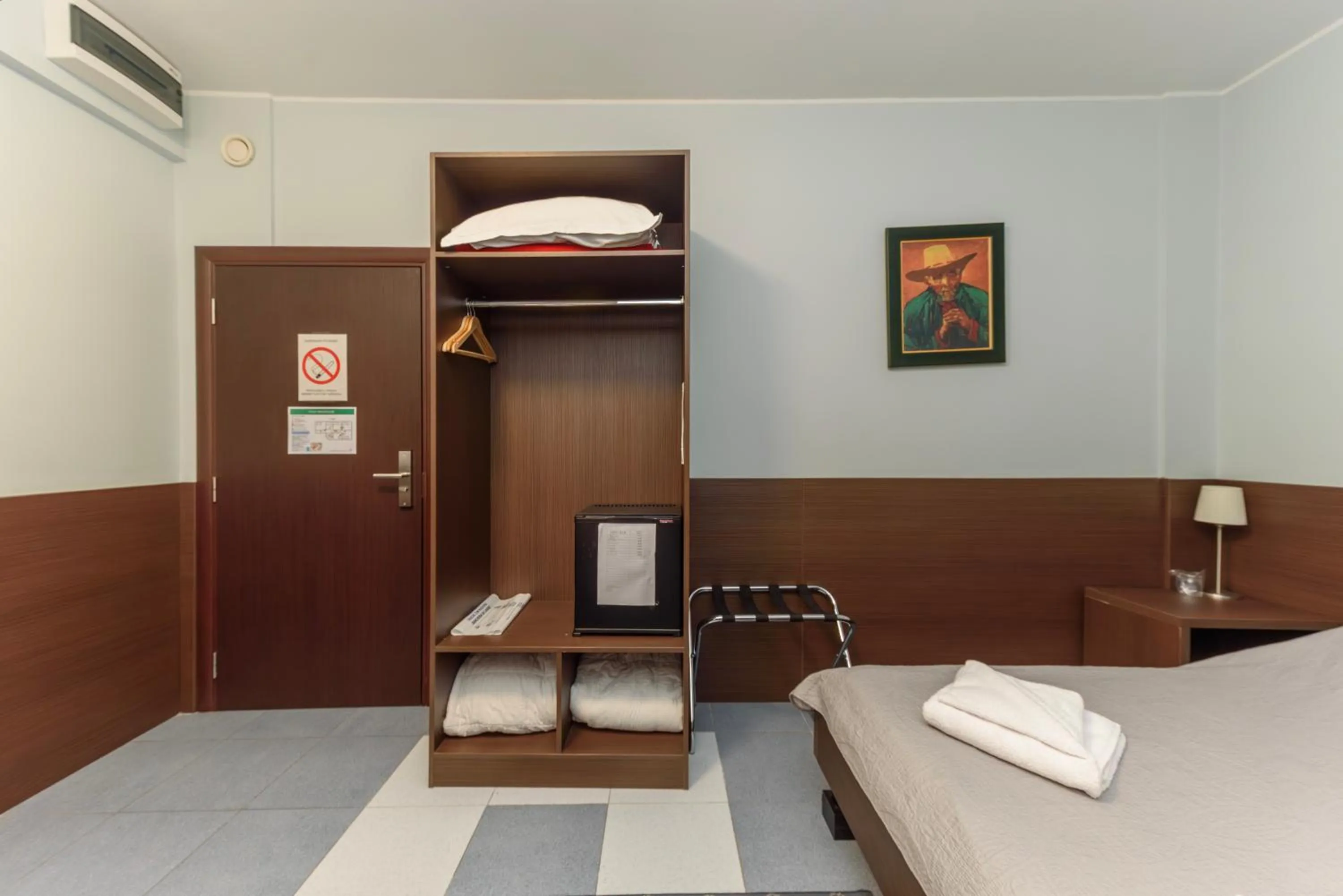 Bed in Garni Hotel Zenit