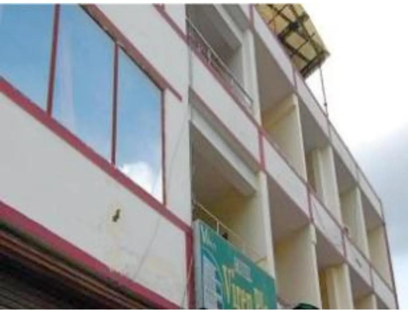 Property building in Viren Plaza, Agra