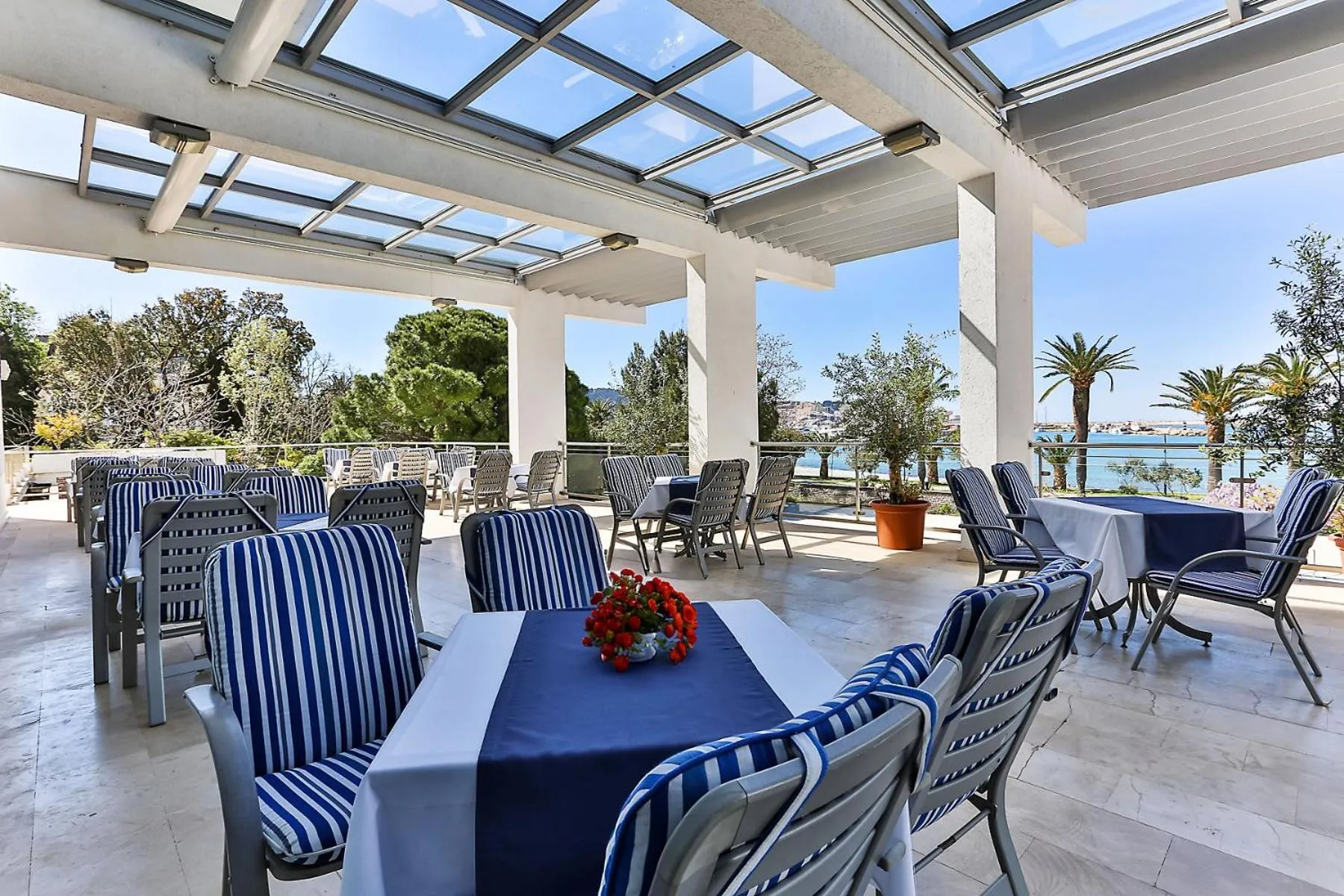 Patio in Hotel Princess