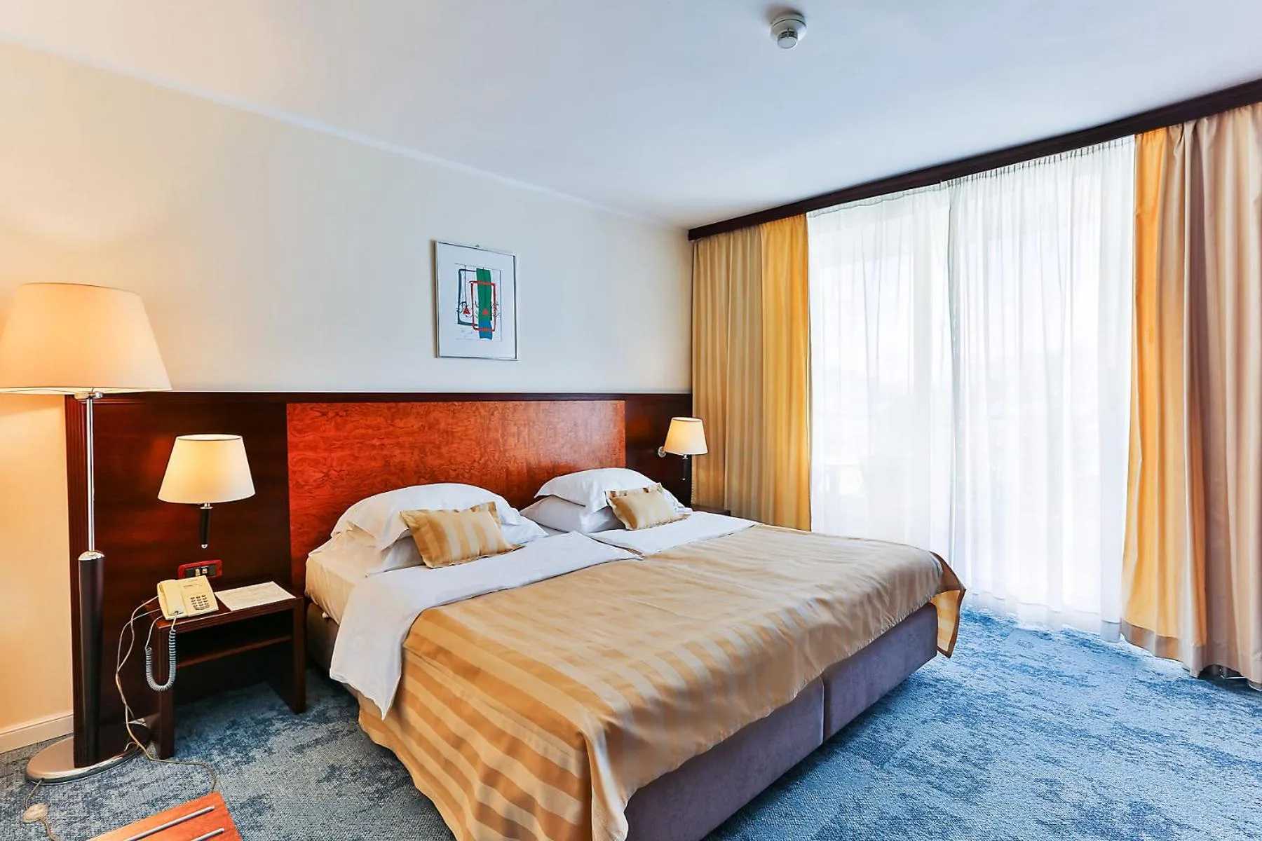 Bed in Hotel Princess