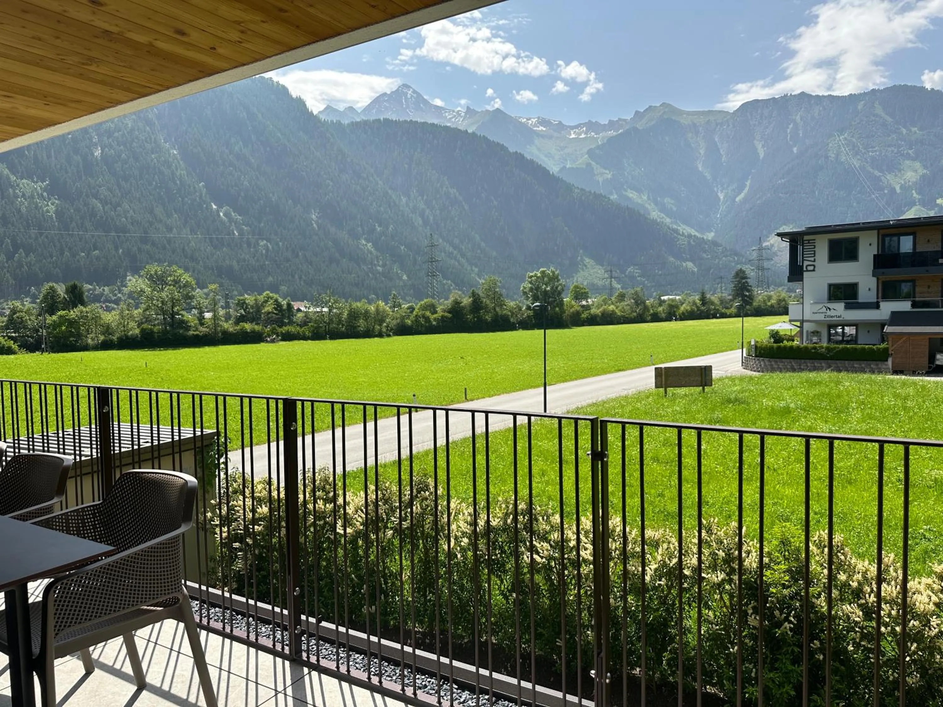 Balcony/Terrace in Resort Schrofenblick