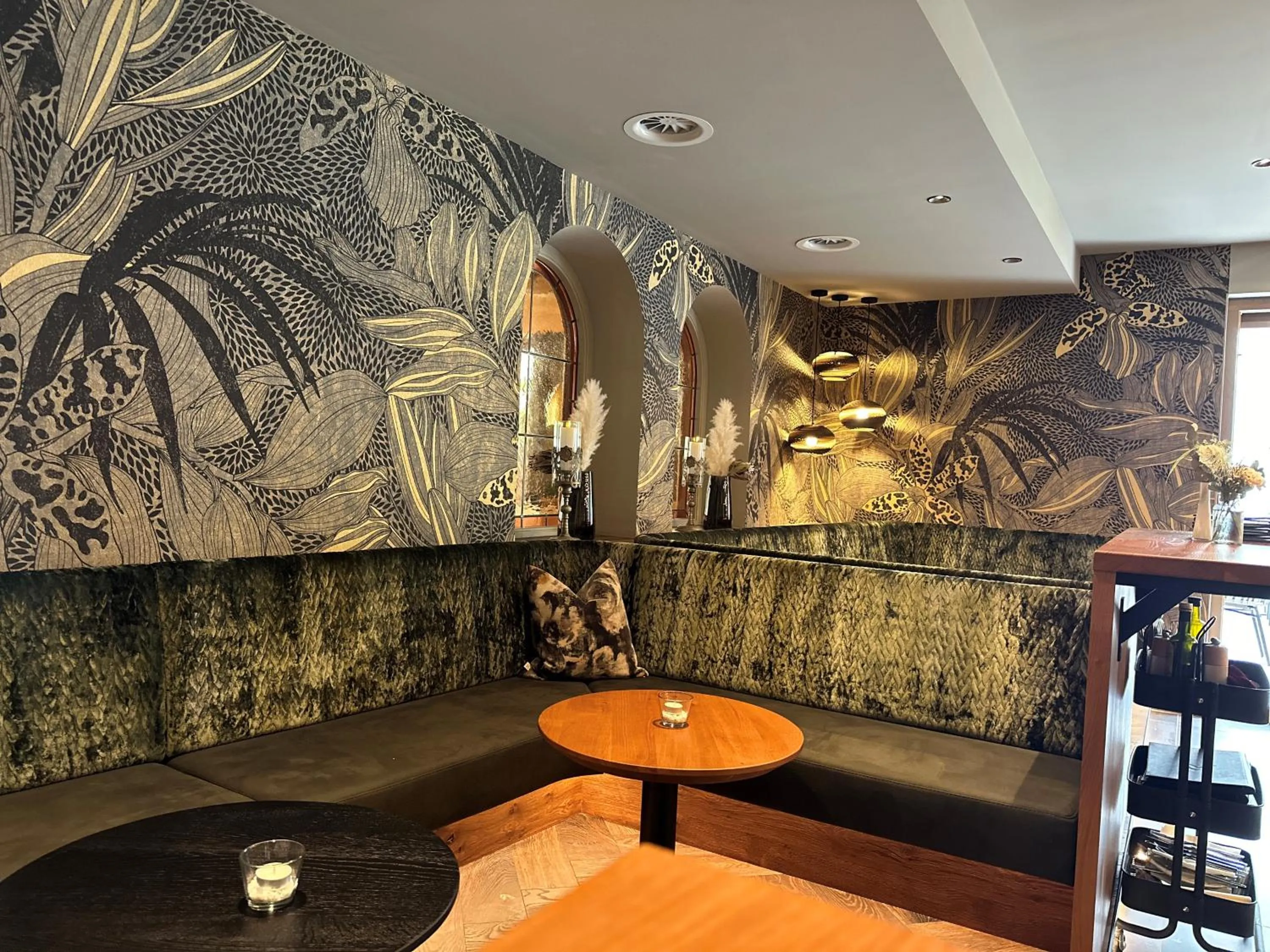 Lounge or bar in Resort Schrofenblick