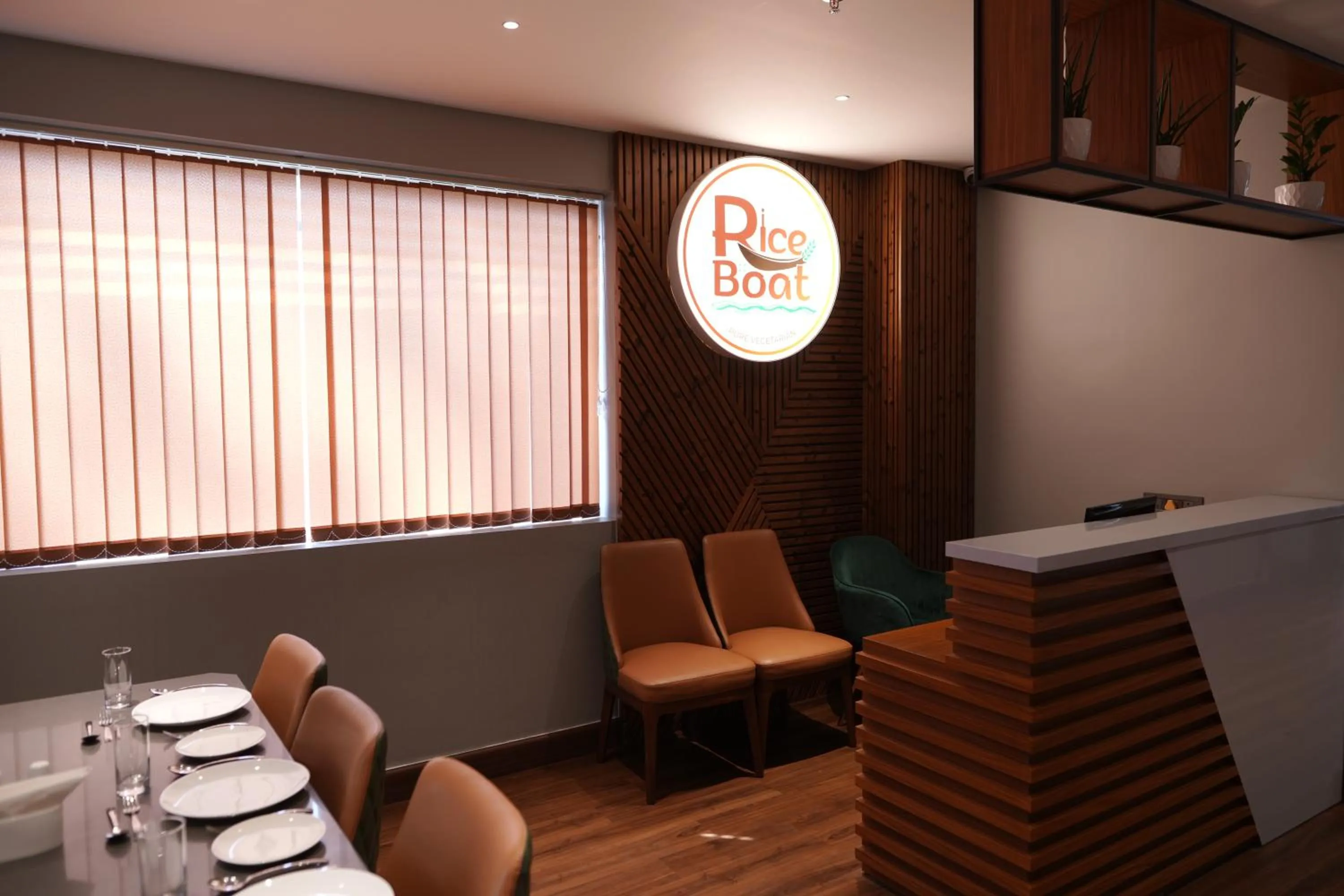 Restaurant/places to eat in Hotel Grand Alleppey