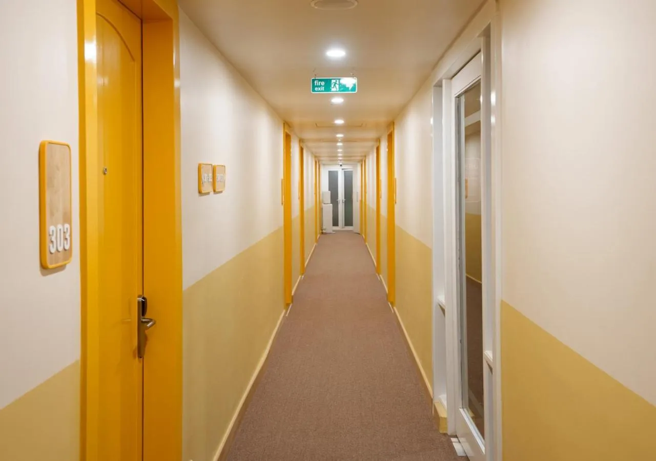 Lobby or reception in Bloom Boutique l Connaught Place Area