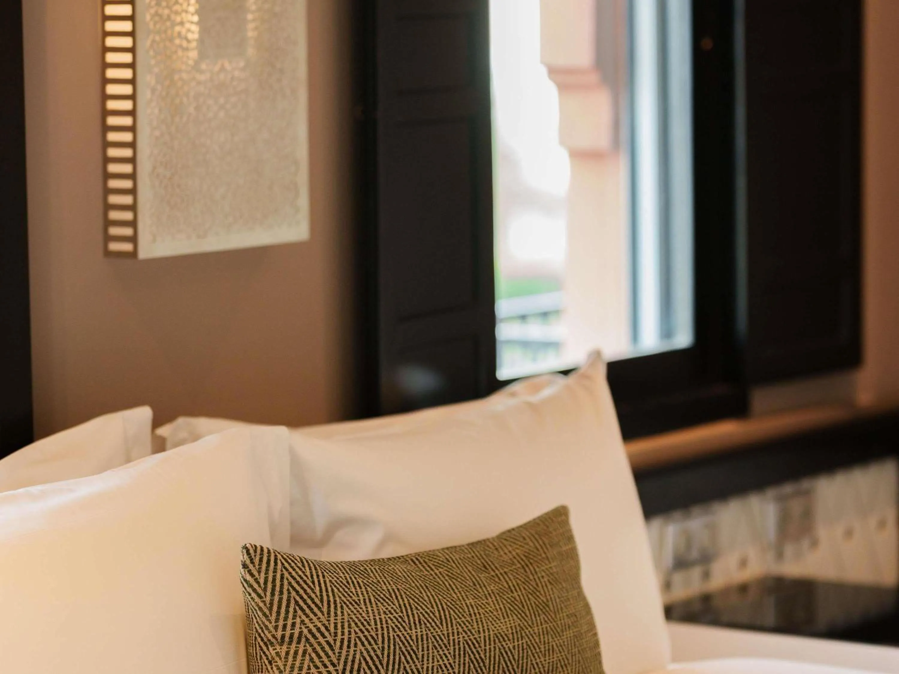 Bedroom, Bed in Sofitel Marrakech Palais Impérial & Spa