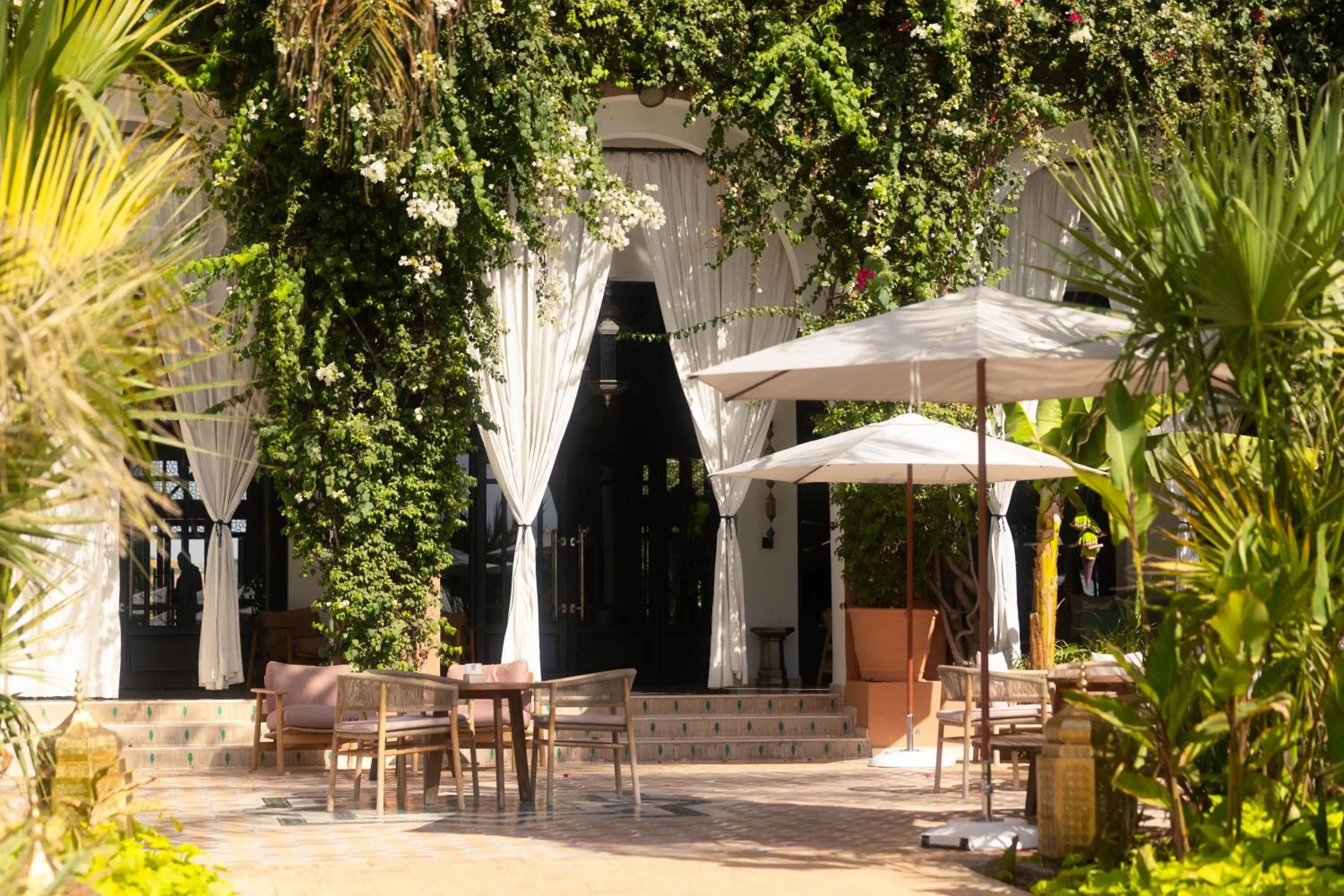 Lounge or bar in Sofitel Marrakech Palais Impérial & Spa