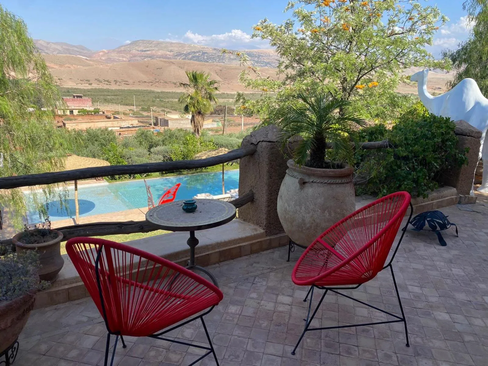 Property building in Quelque part au barrage