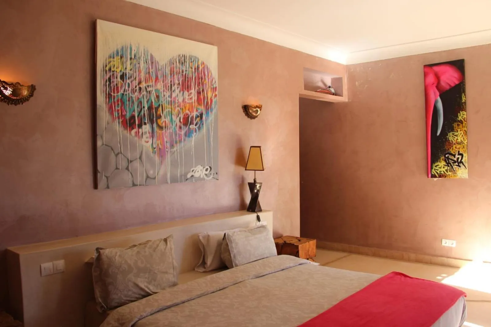 internet, Bed in Quelque part au barrage