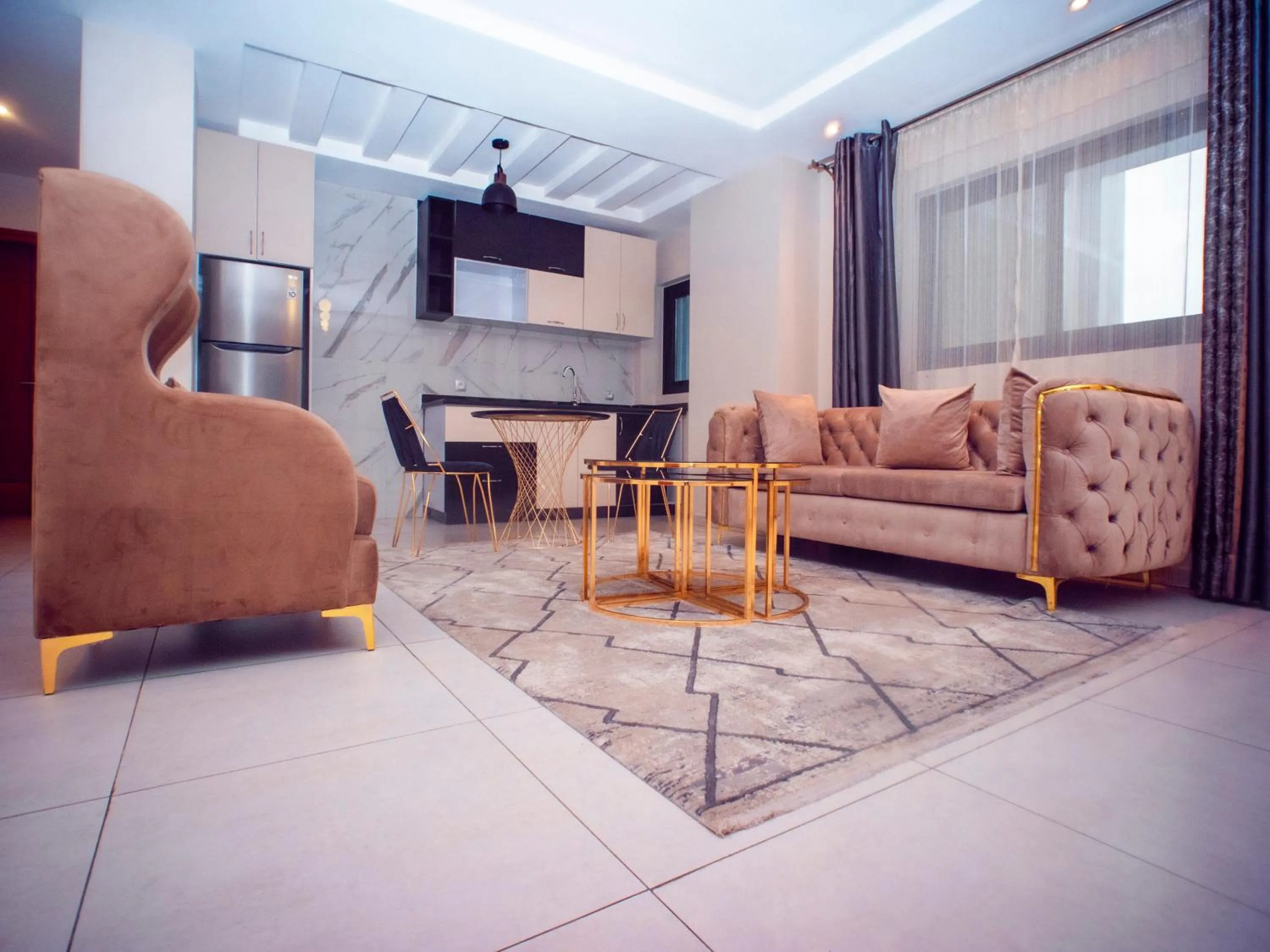 Kitchen or kitchenette in Geneva Hotel