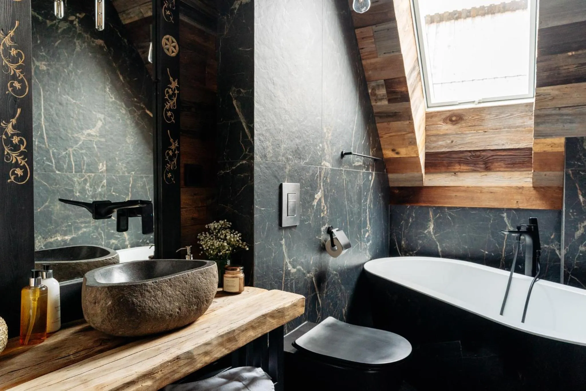 Bathroom in Landscape Zakopane - LoftAffair