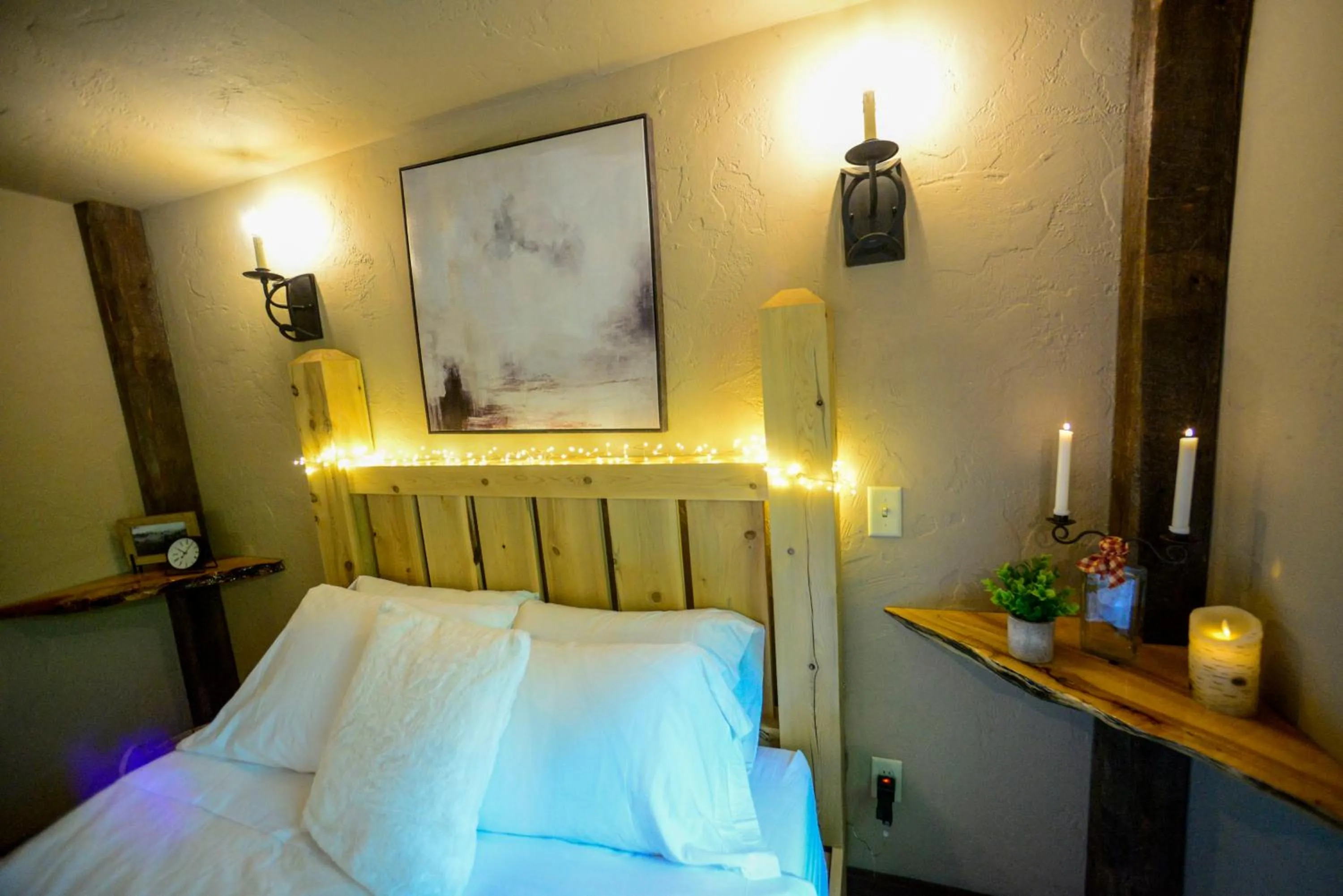 Photo of the whole room, Bed in Vikings Villages Resort