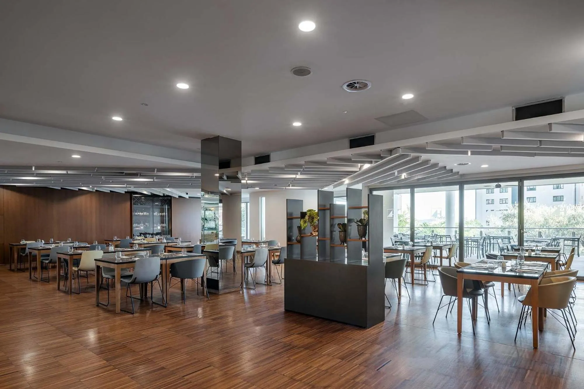 Restaurant/places to eat in Eurostars Queen of Montenegro