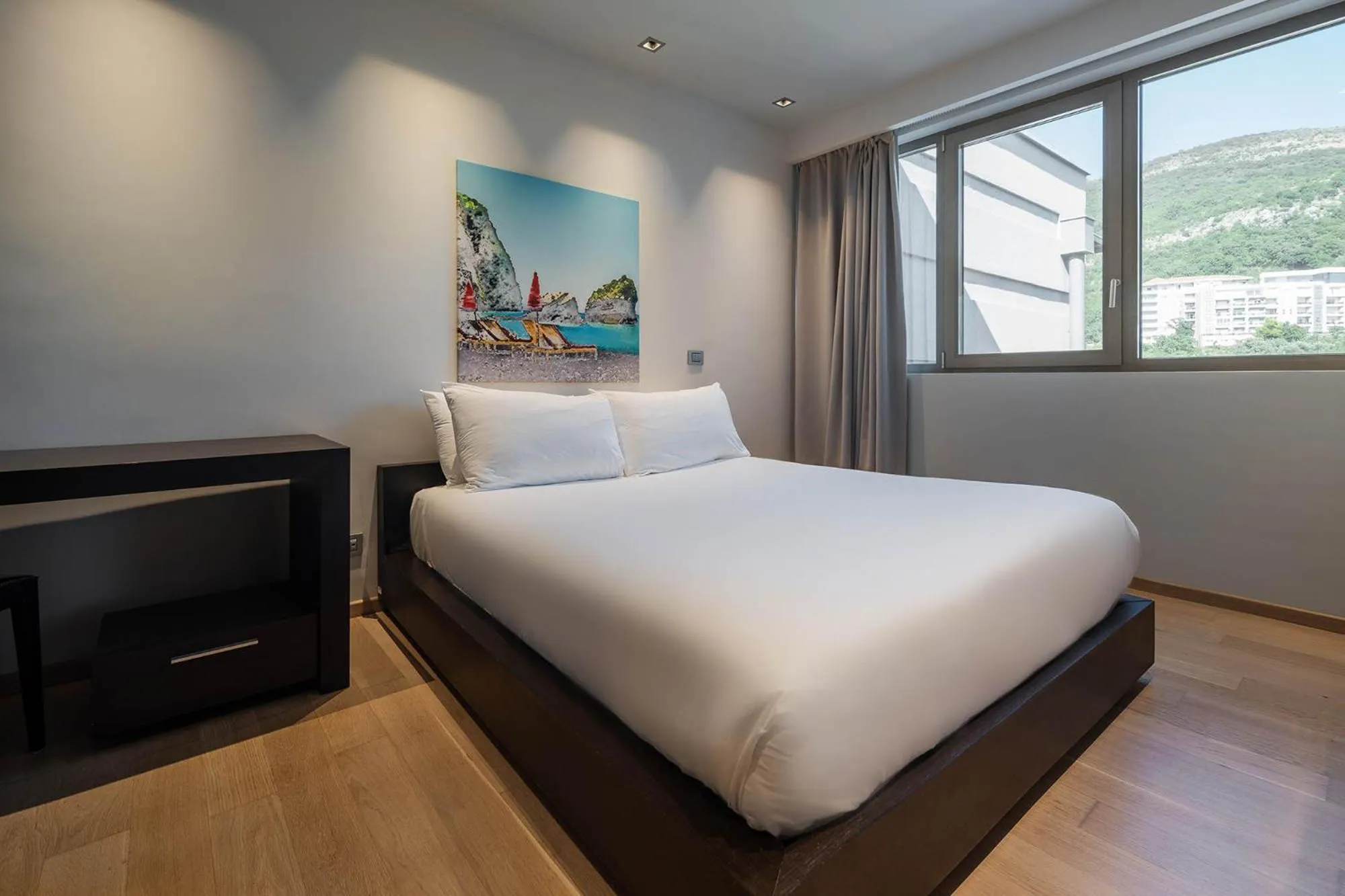 Bedroom, Bed in Eurostars Queen of Montenegro