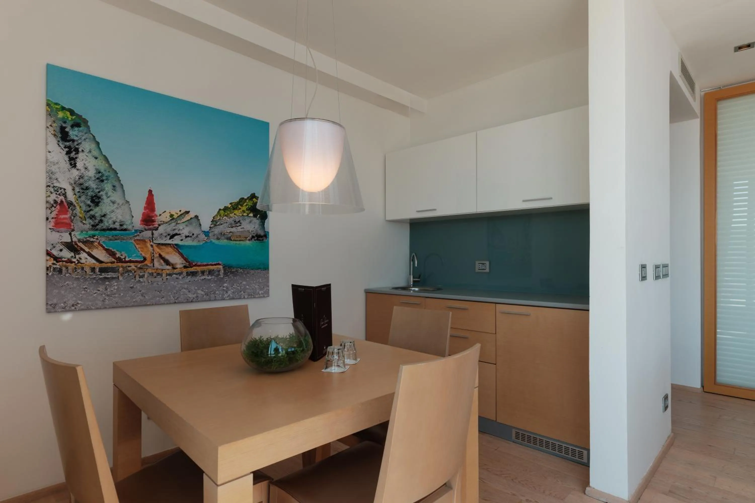 Dining area in Eurostars Queen of Montenegro