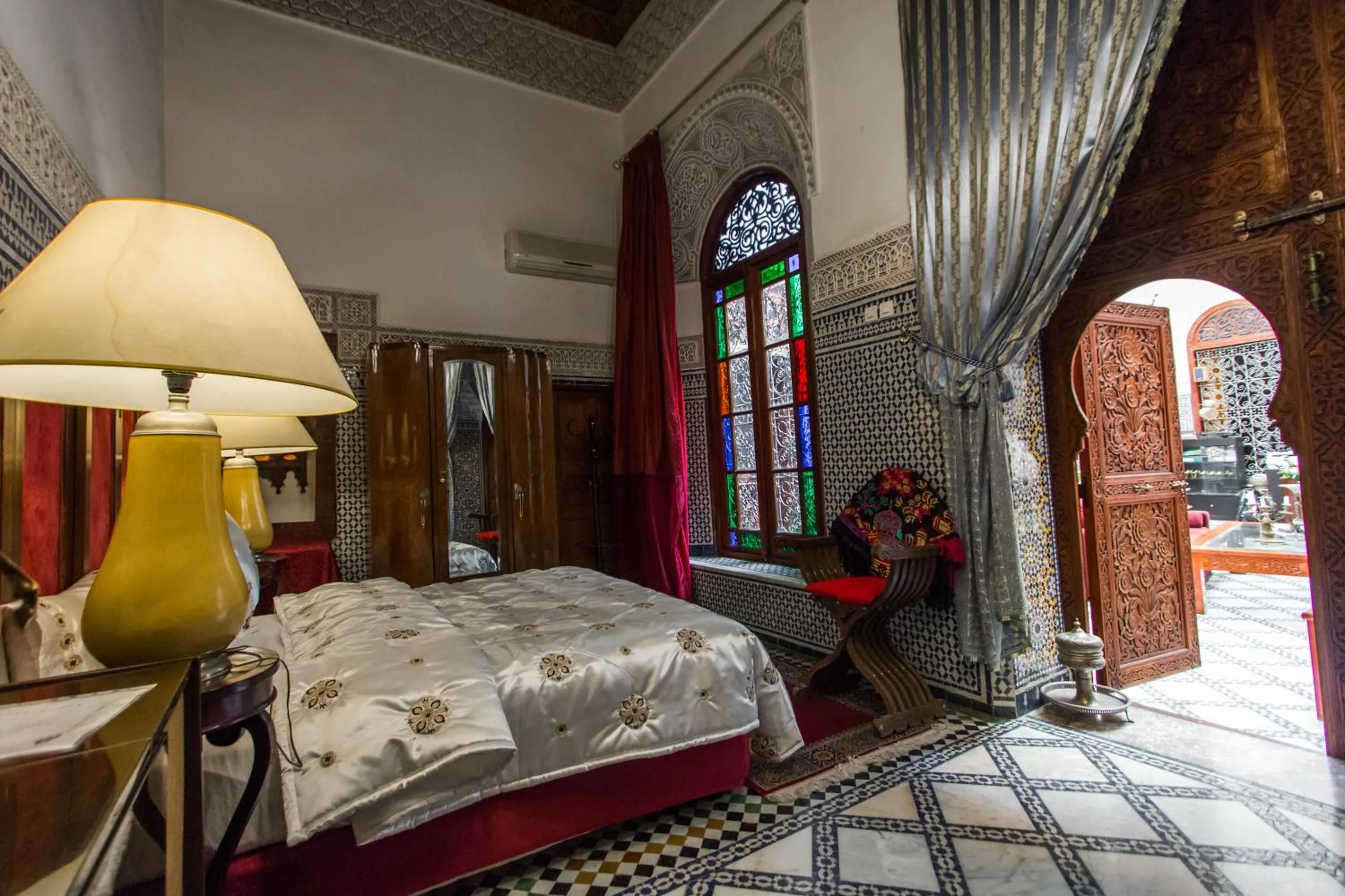 Bed in Riad Damia Suite & Spa