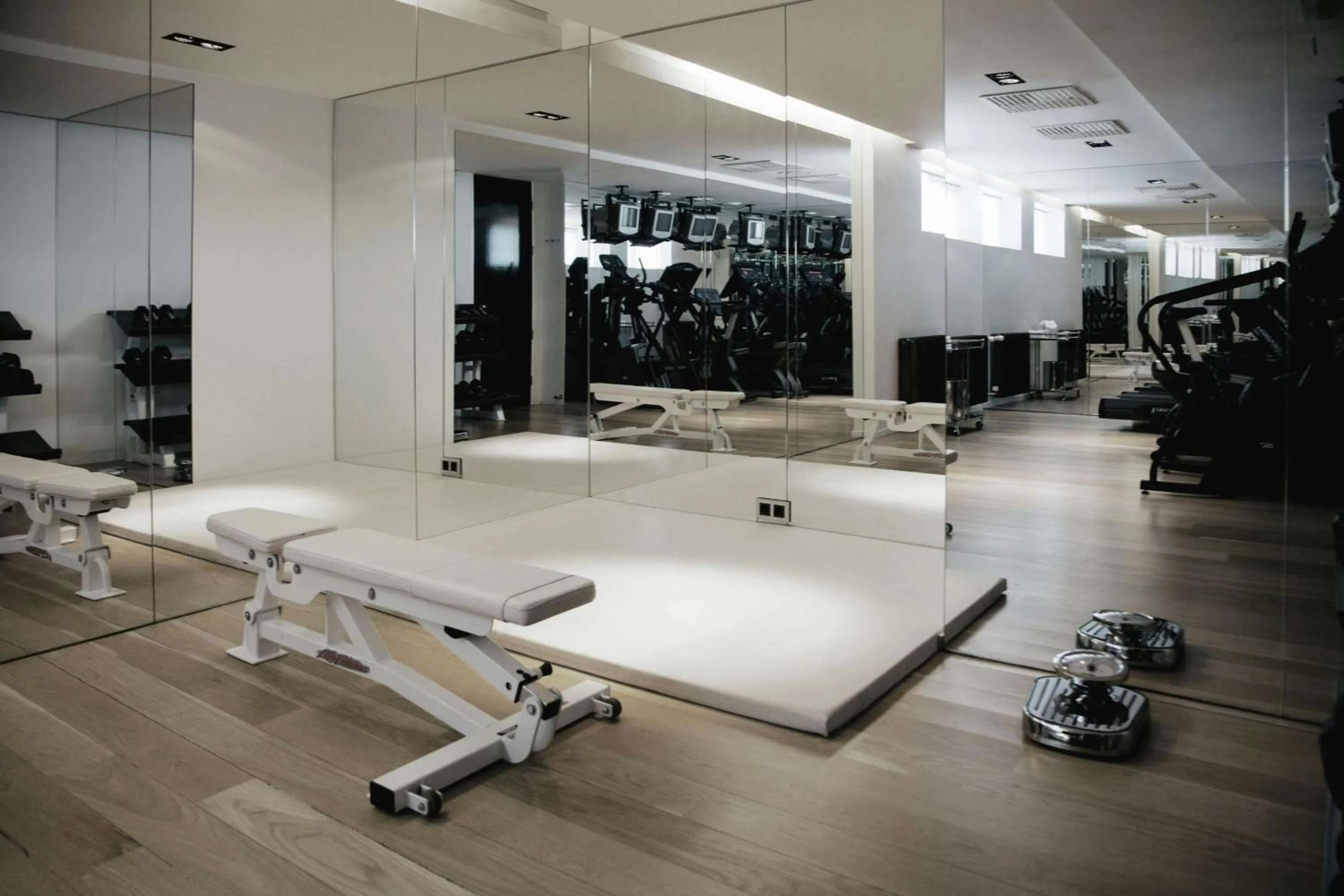 Fitness centre/facilities in 101 Hotel, a Member of Design Hotels