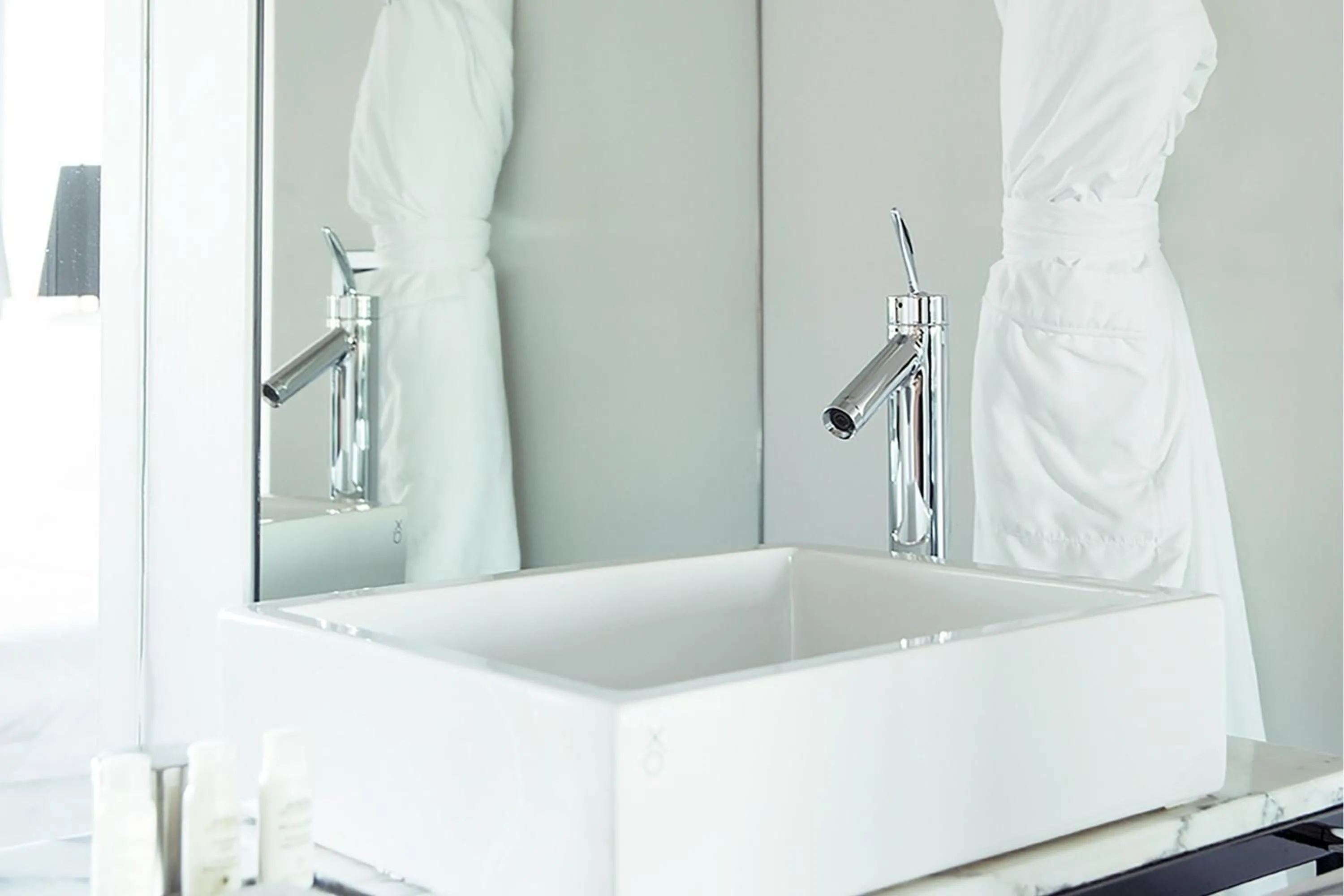 Photo of the whole room in 101 Hotel, a Member of Design Hotels