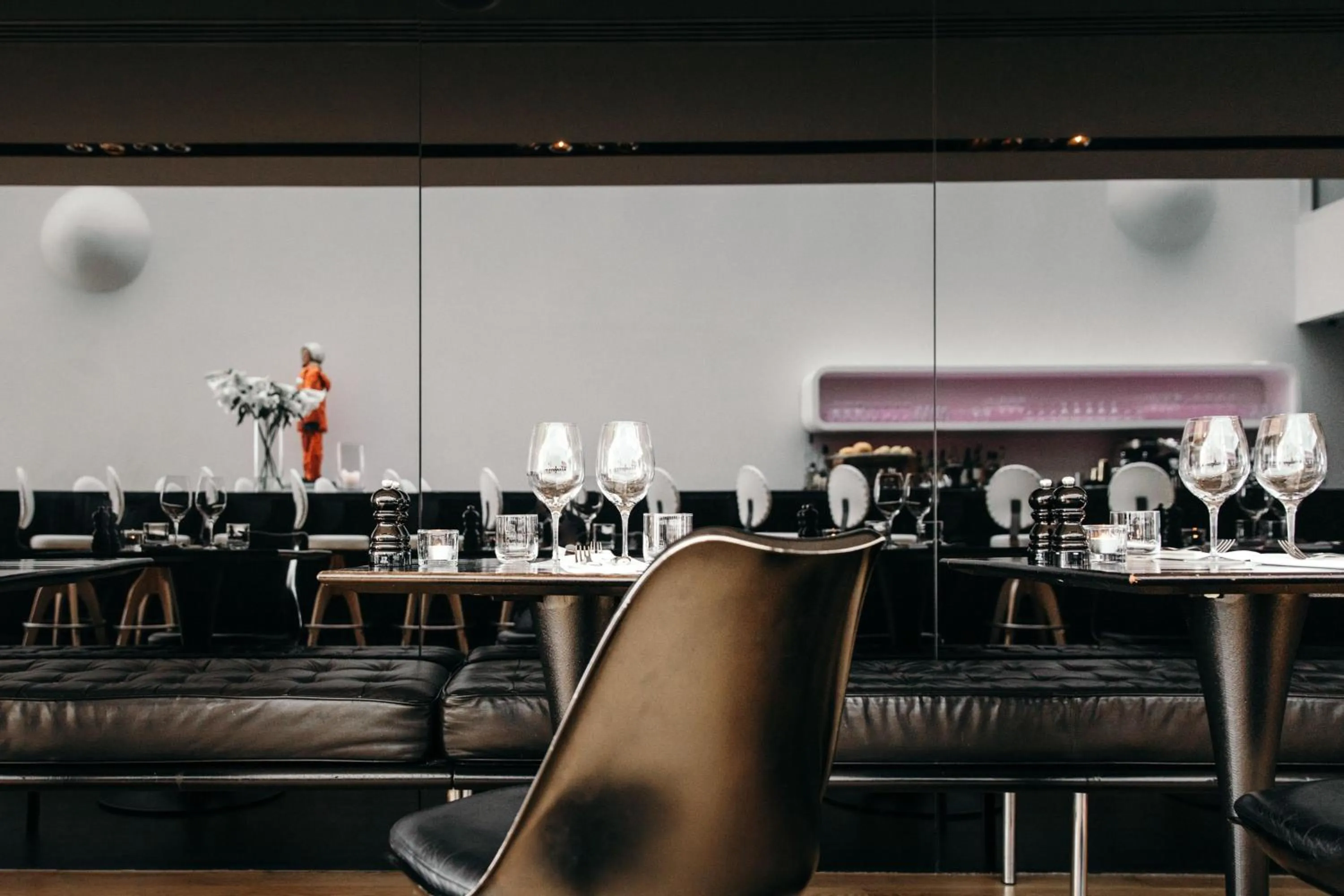Lounge or bar in 101 Hotel, a Member of Design Hotels