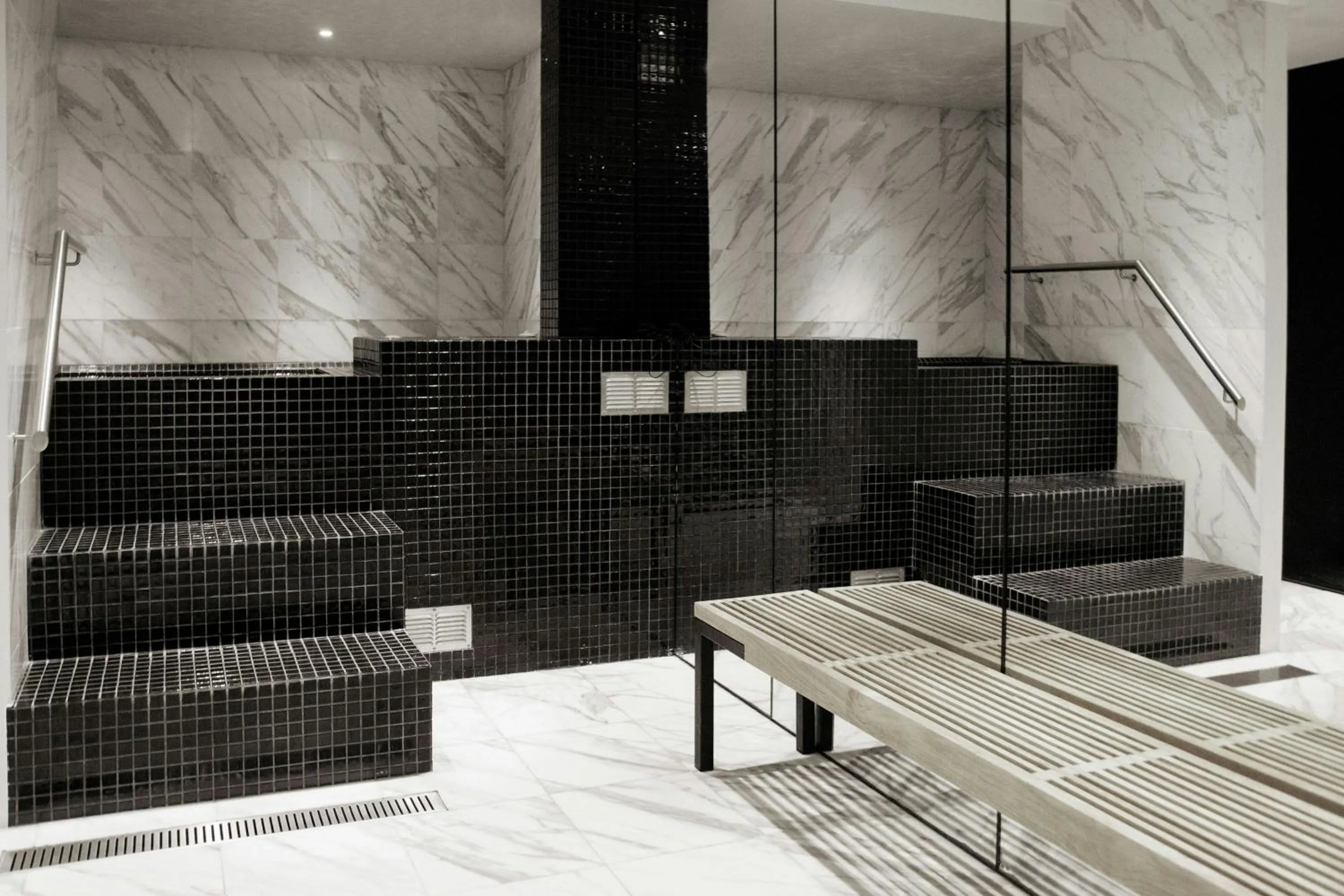 Spa and wellness centre/facilities in 101 Hotel, a Member of Design Hotels