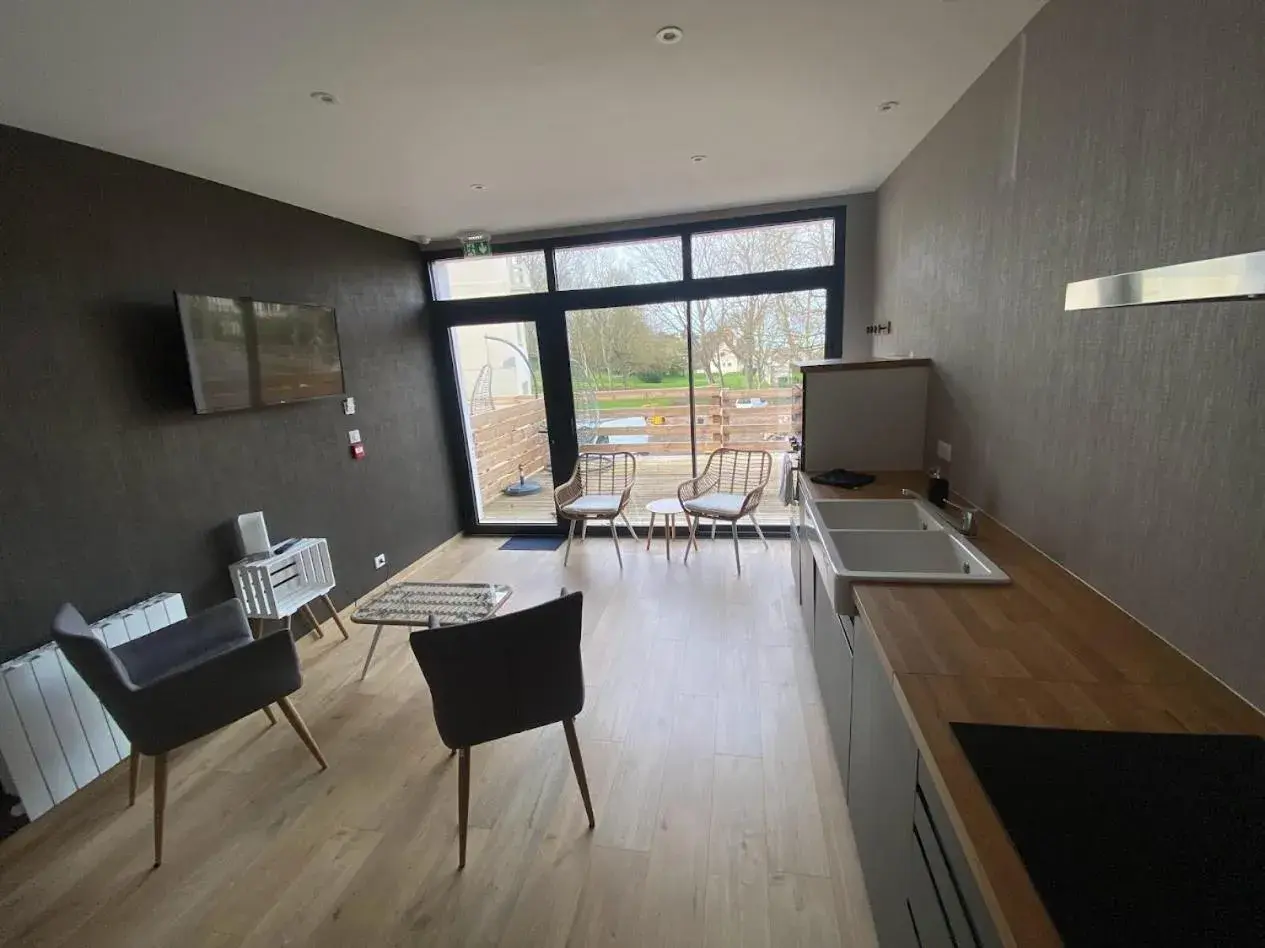 One-Bedroom Apartment in Parc Beausejour Aparthotel One-Bedroom Apartment in Parc Beausejour Aparthotel