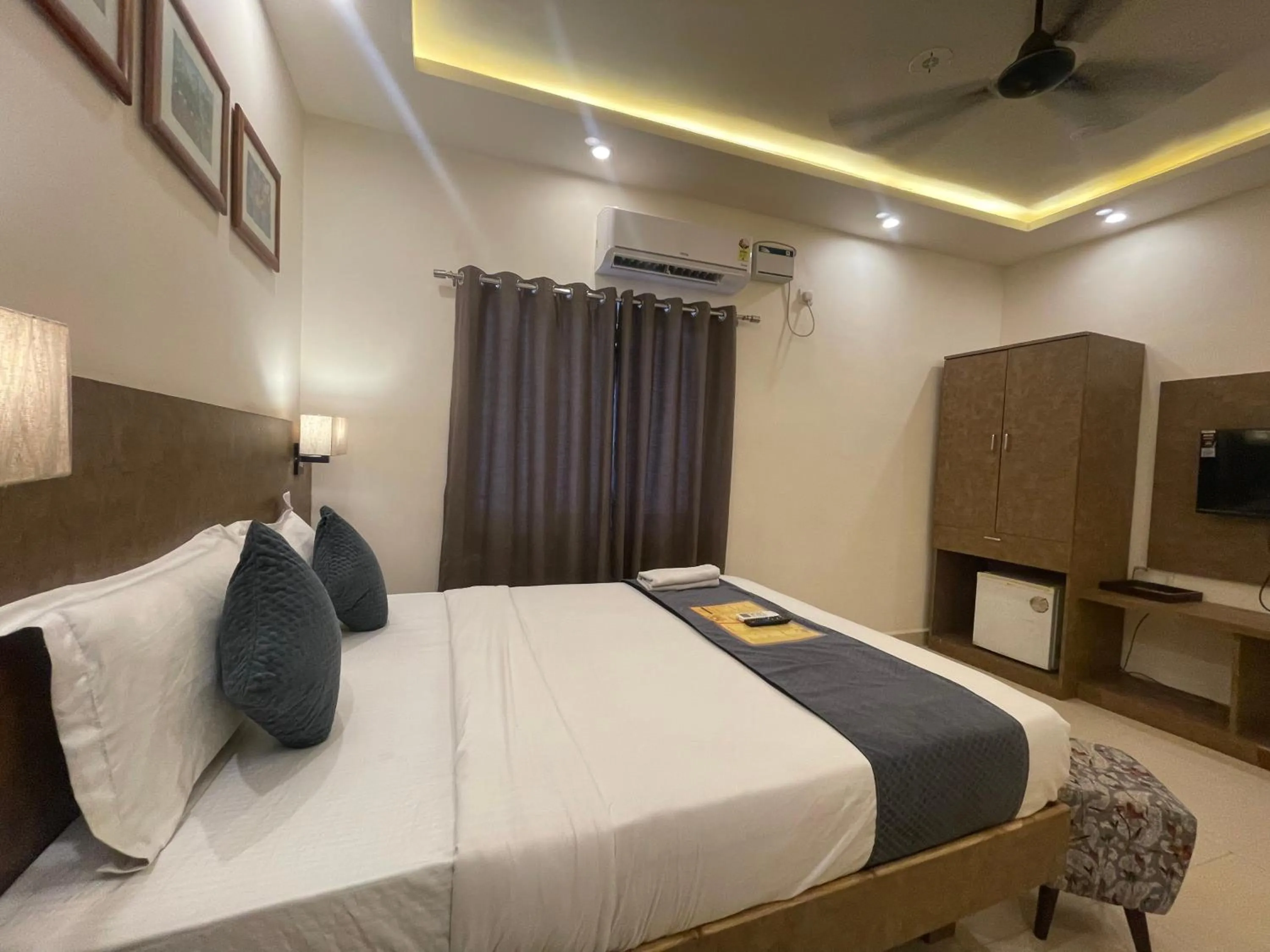 Bed in Yellow Sky By Rj14, Baga Beach