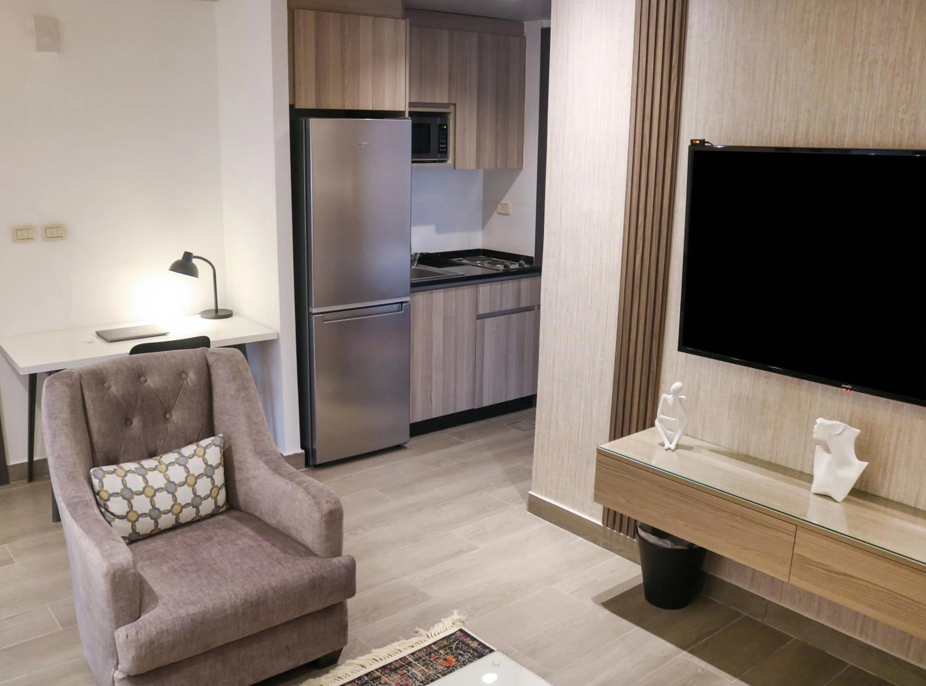 Seating area in Red Carpet Hotel & Suites