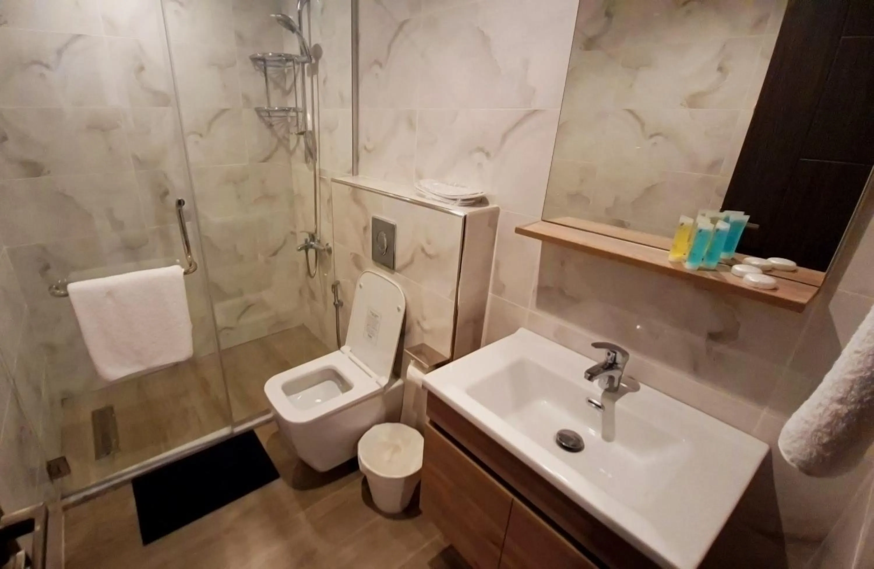 Toilet in Red Carpet Hotel & Suites