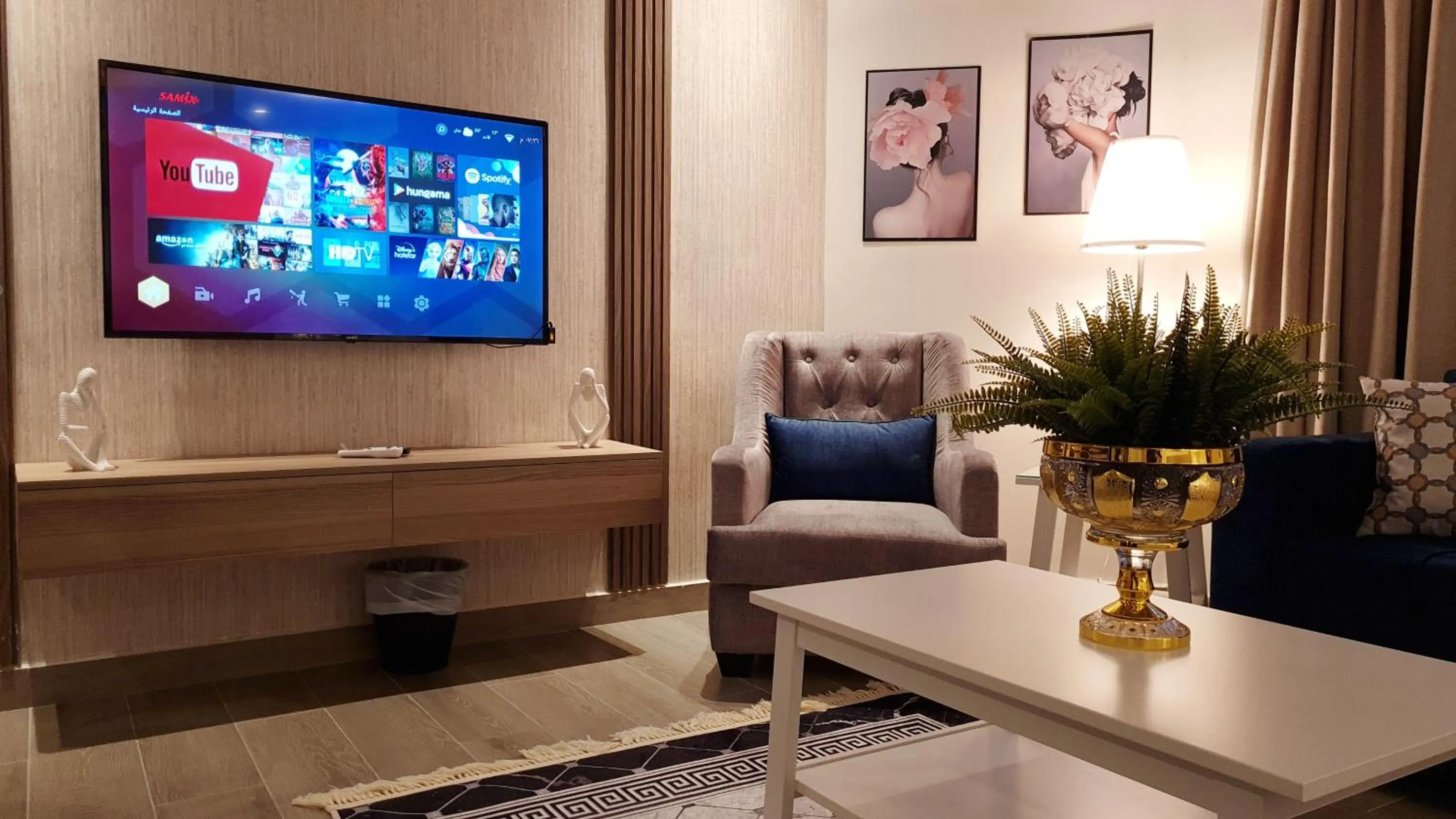 Living room in Red Carpet Hotel & Suites