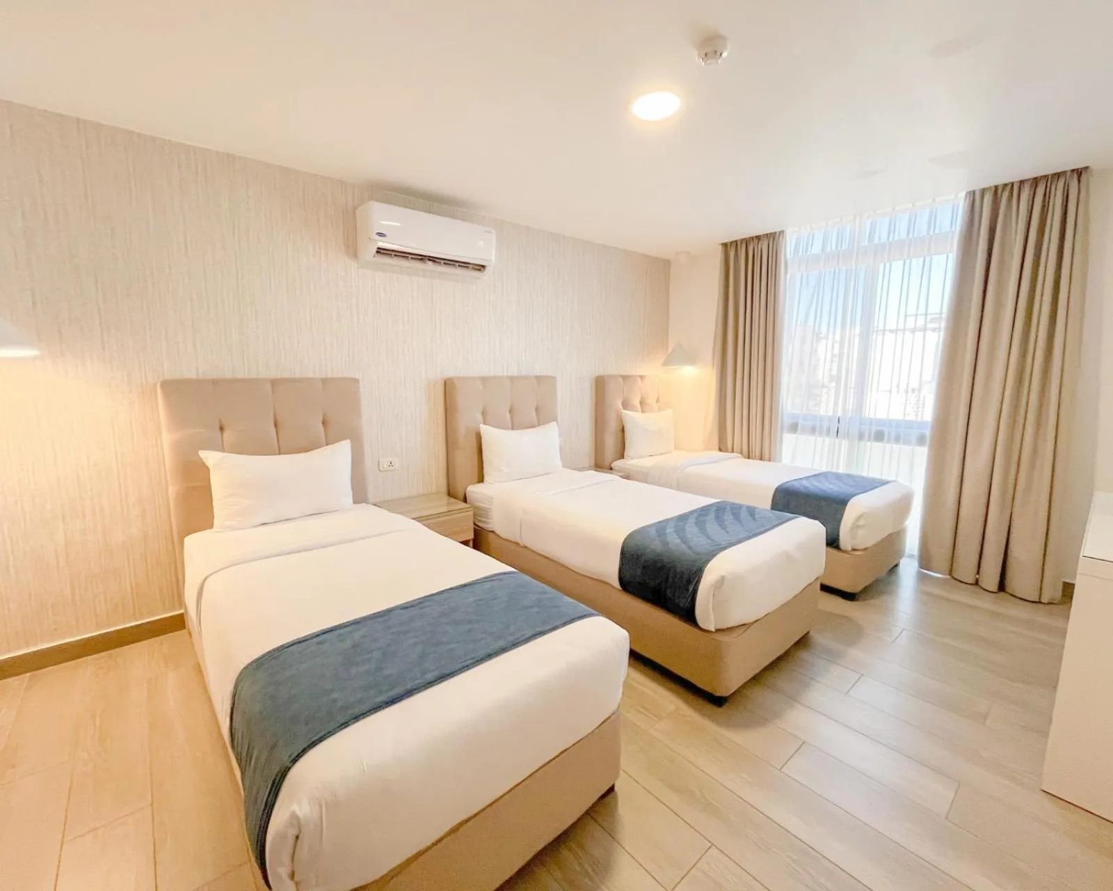 Bedroom, Bed in Red Carpet Hotel & Suites