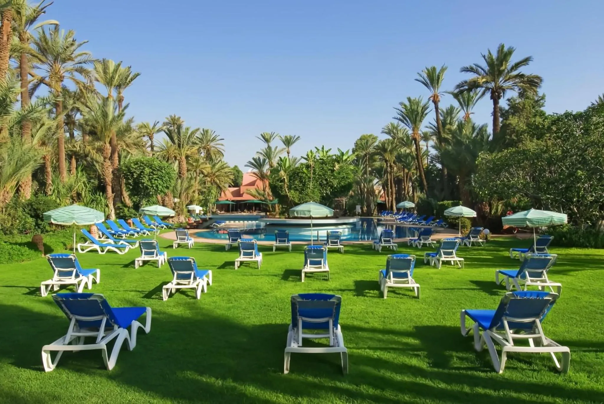Swimming pool in Hôtel Le Semiramis Marrakech by Bravia Hotels