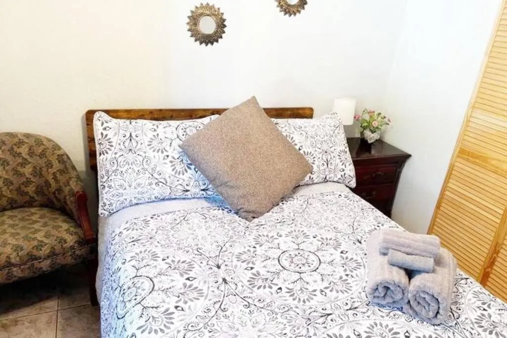 Bedroom, Bed in Amazing & cozy Duplex near Zoo Miami !