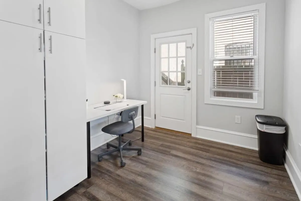 3 Beachfront Apts with 12BR 6BA in AC