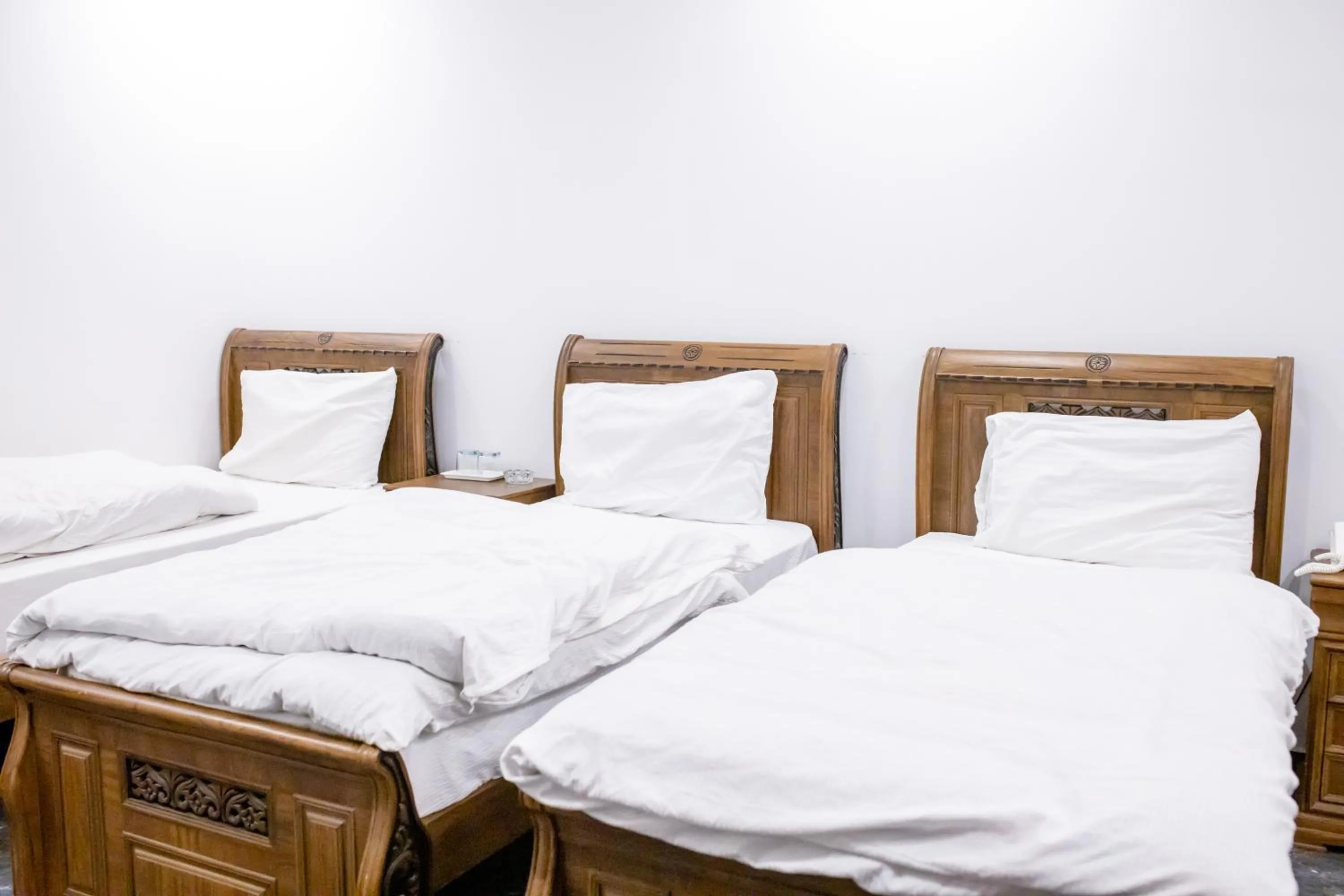 Bed in Regal Residency