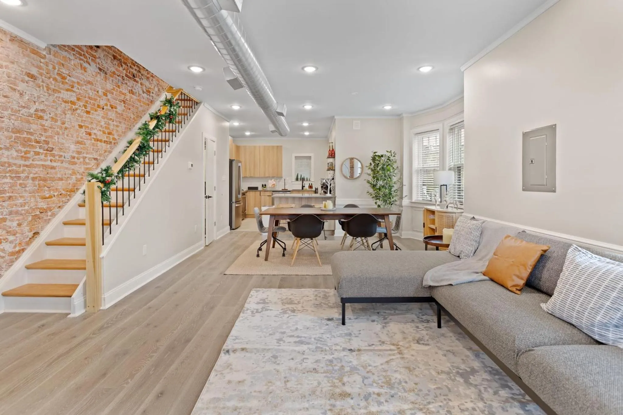 Loopin Around Atlantic City Luxe 5BR Townhouse in Orange Loop