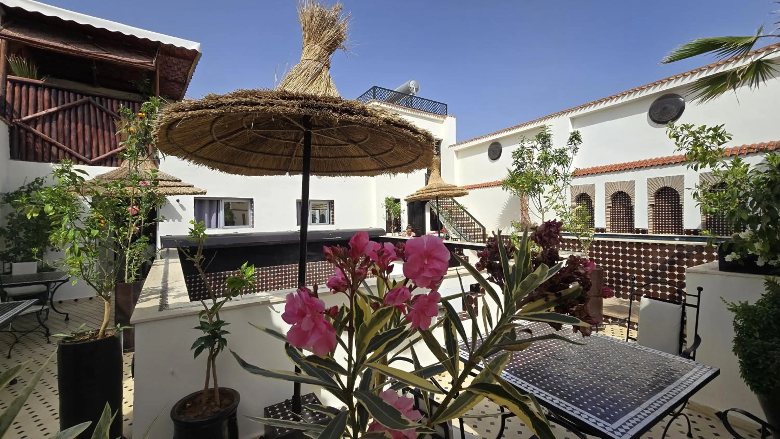 Property building in Dar Najat