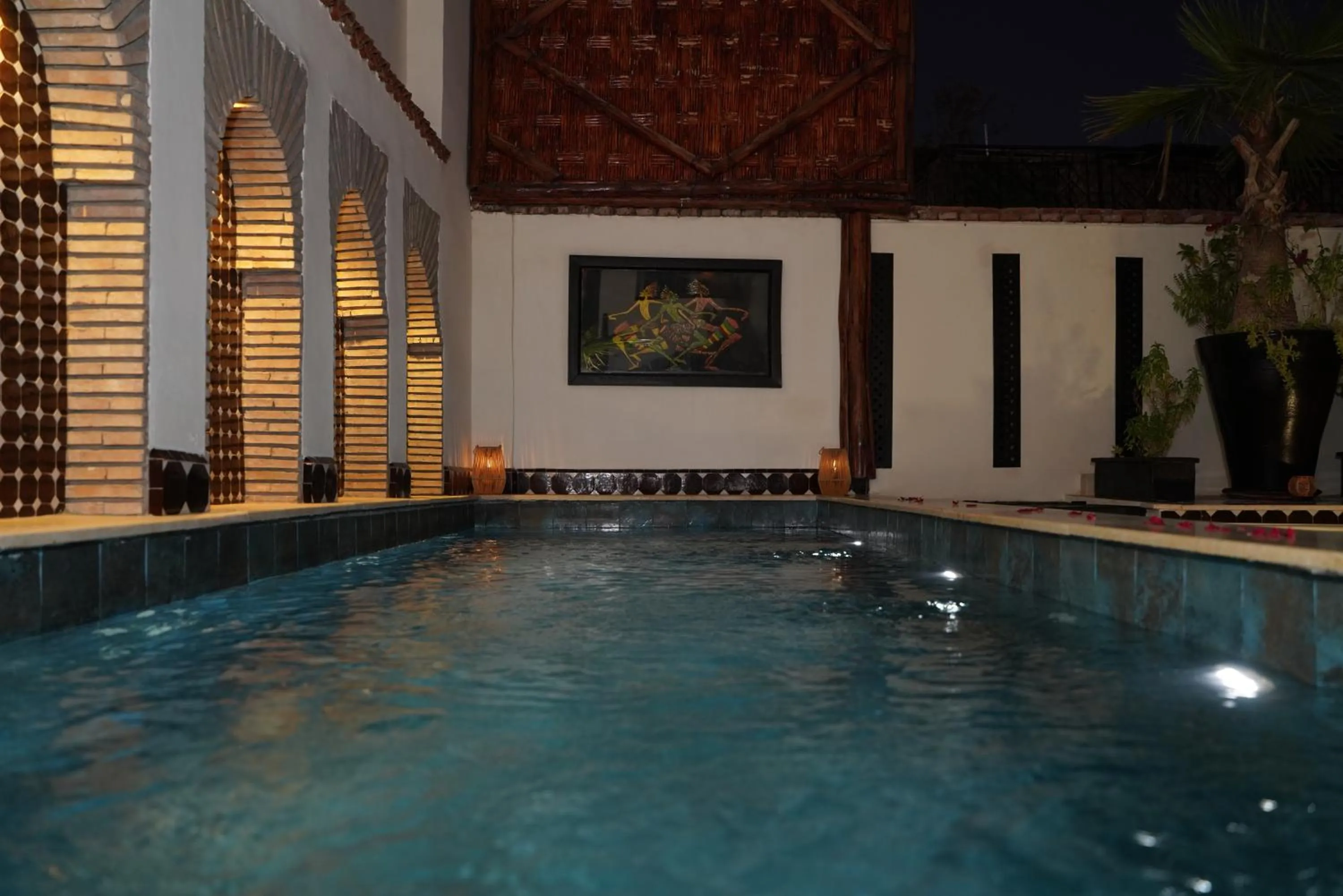 Property building in Dar Najat