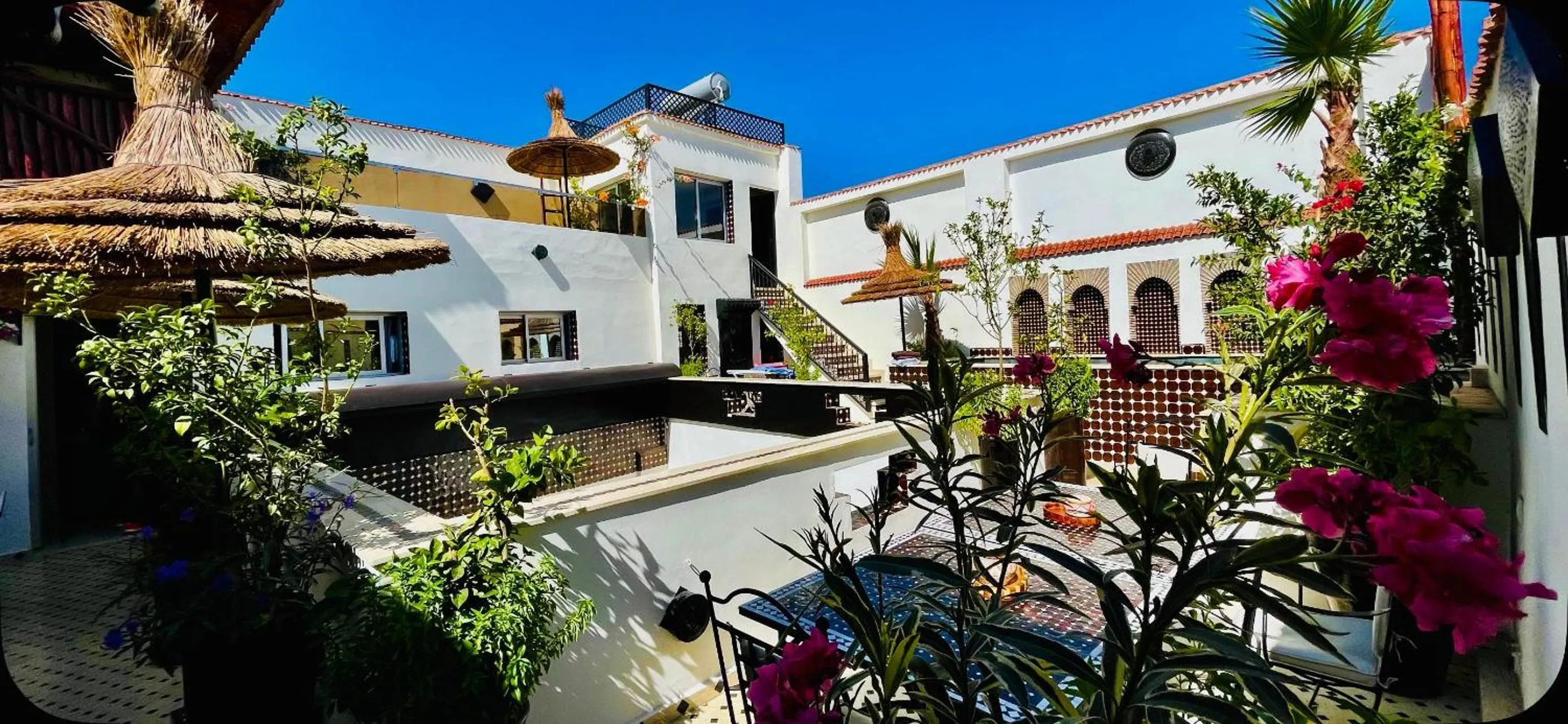 Property building in Dar Najat