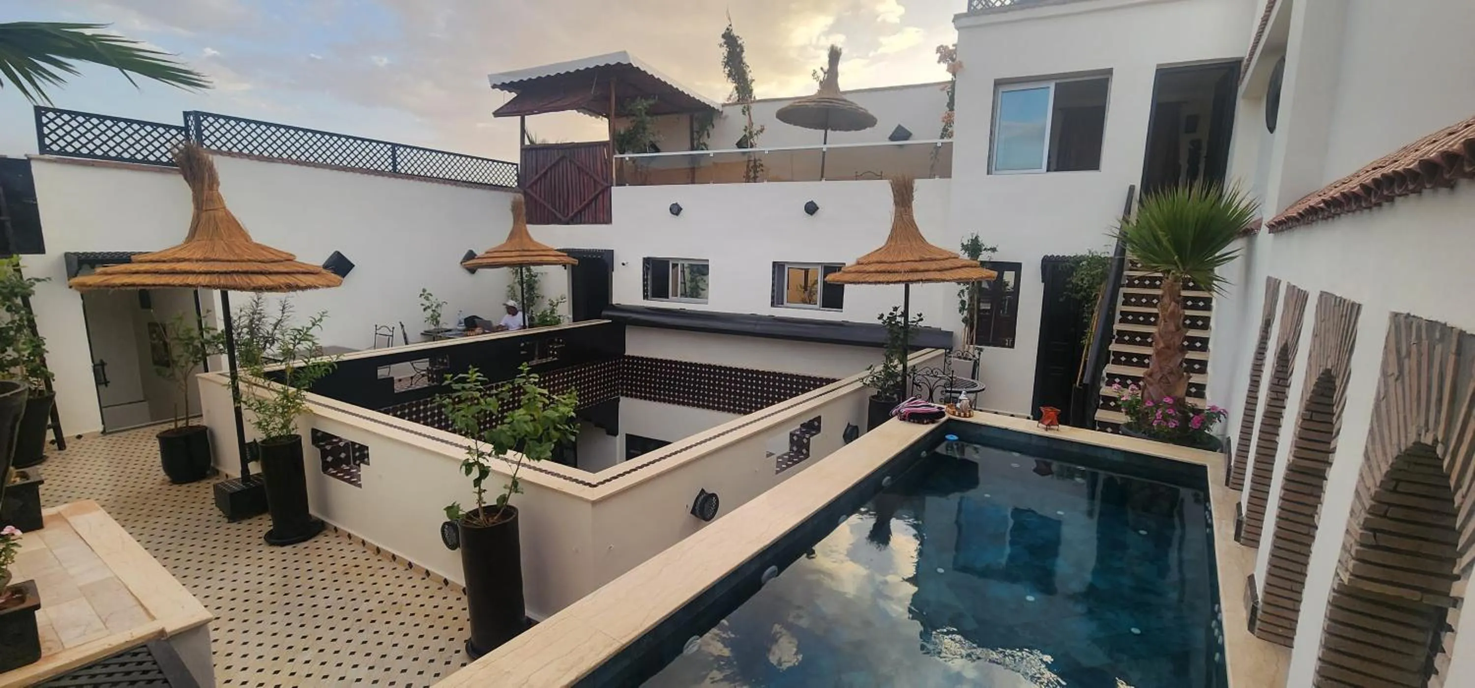 Property building in Dar Najat