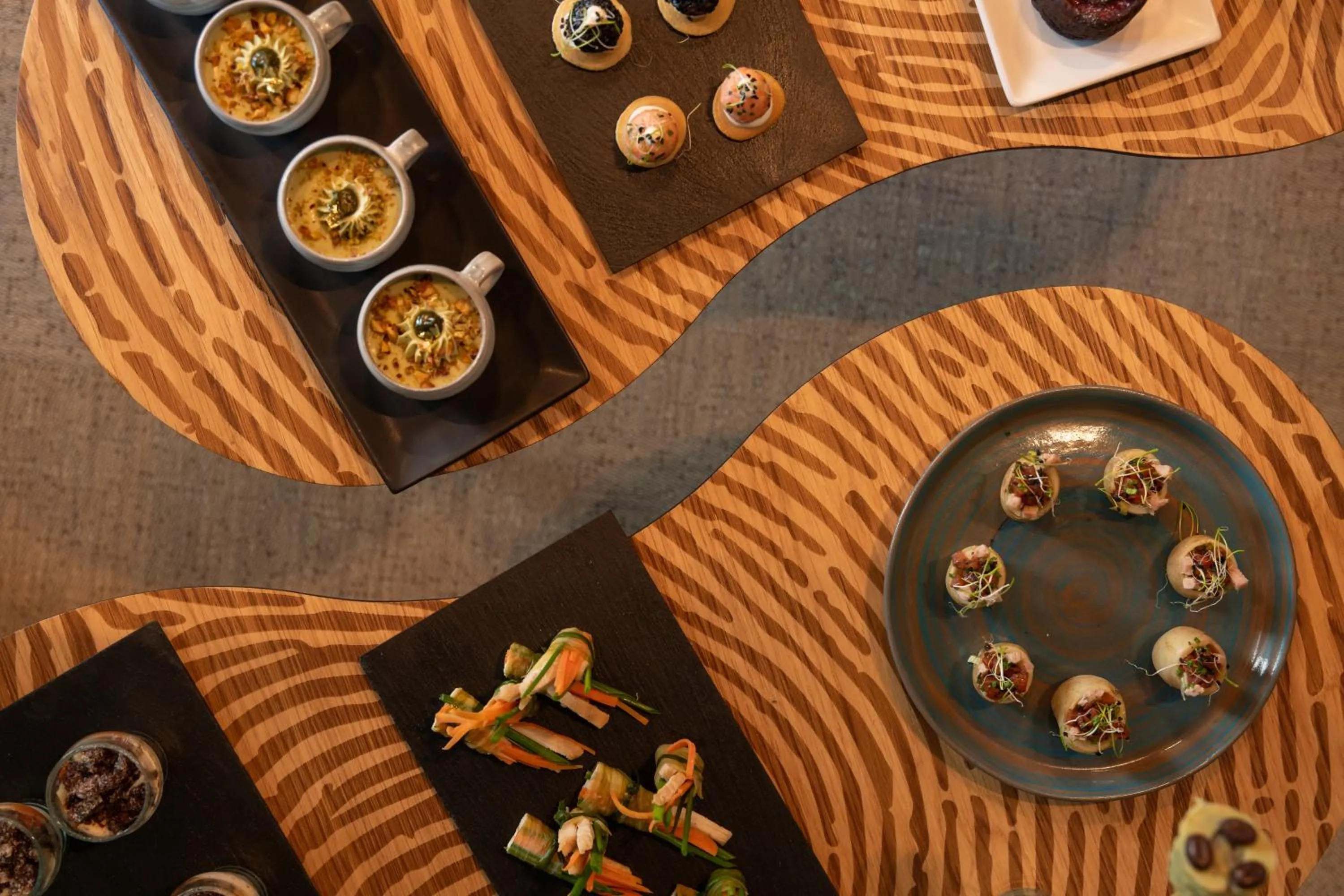 Restaurant/places to eat in Kaan Casablanca