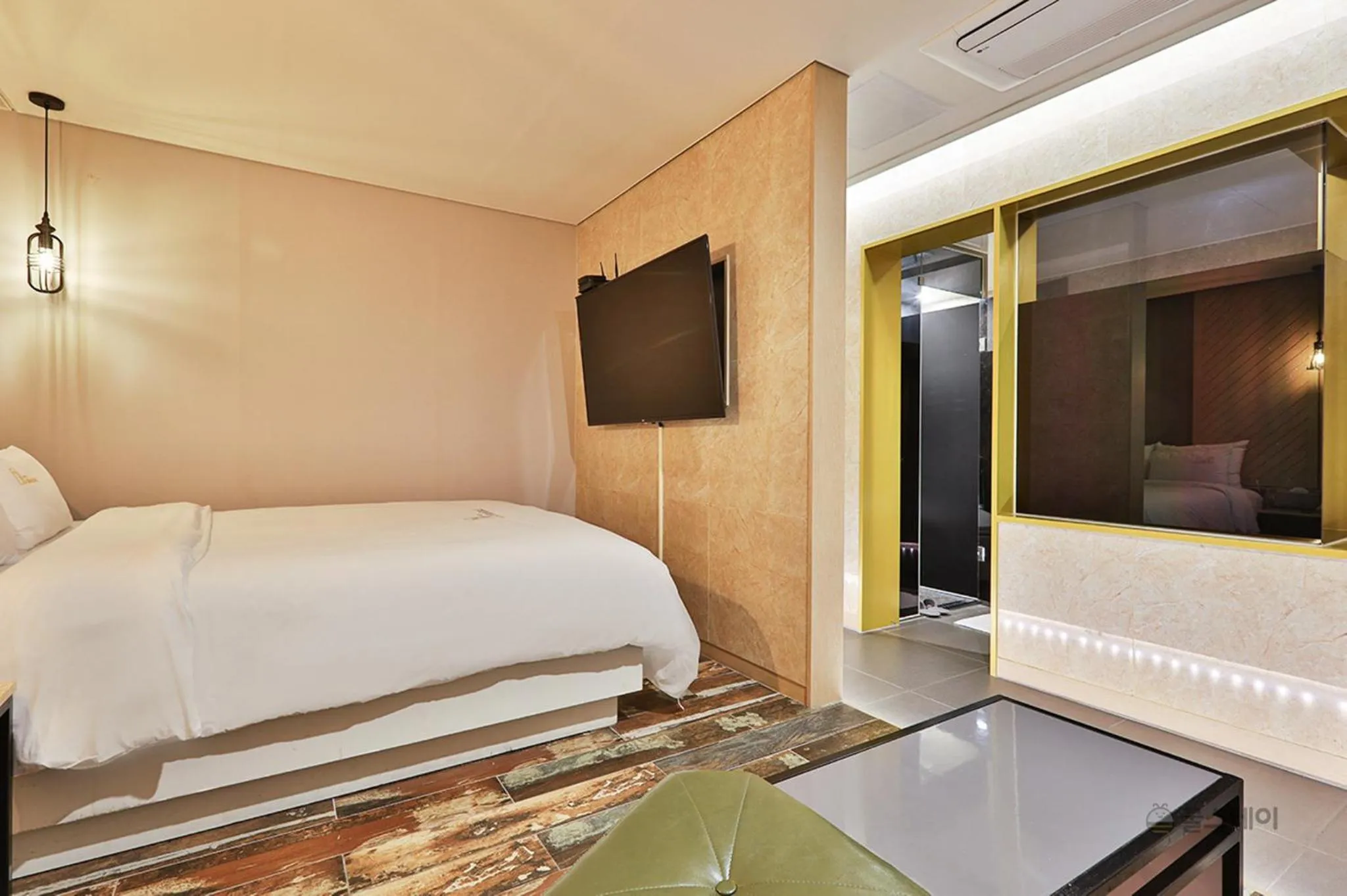 Decorative detail in Gracias Hotel Gimhae