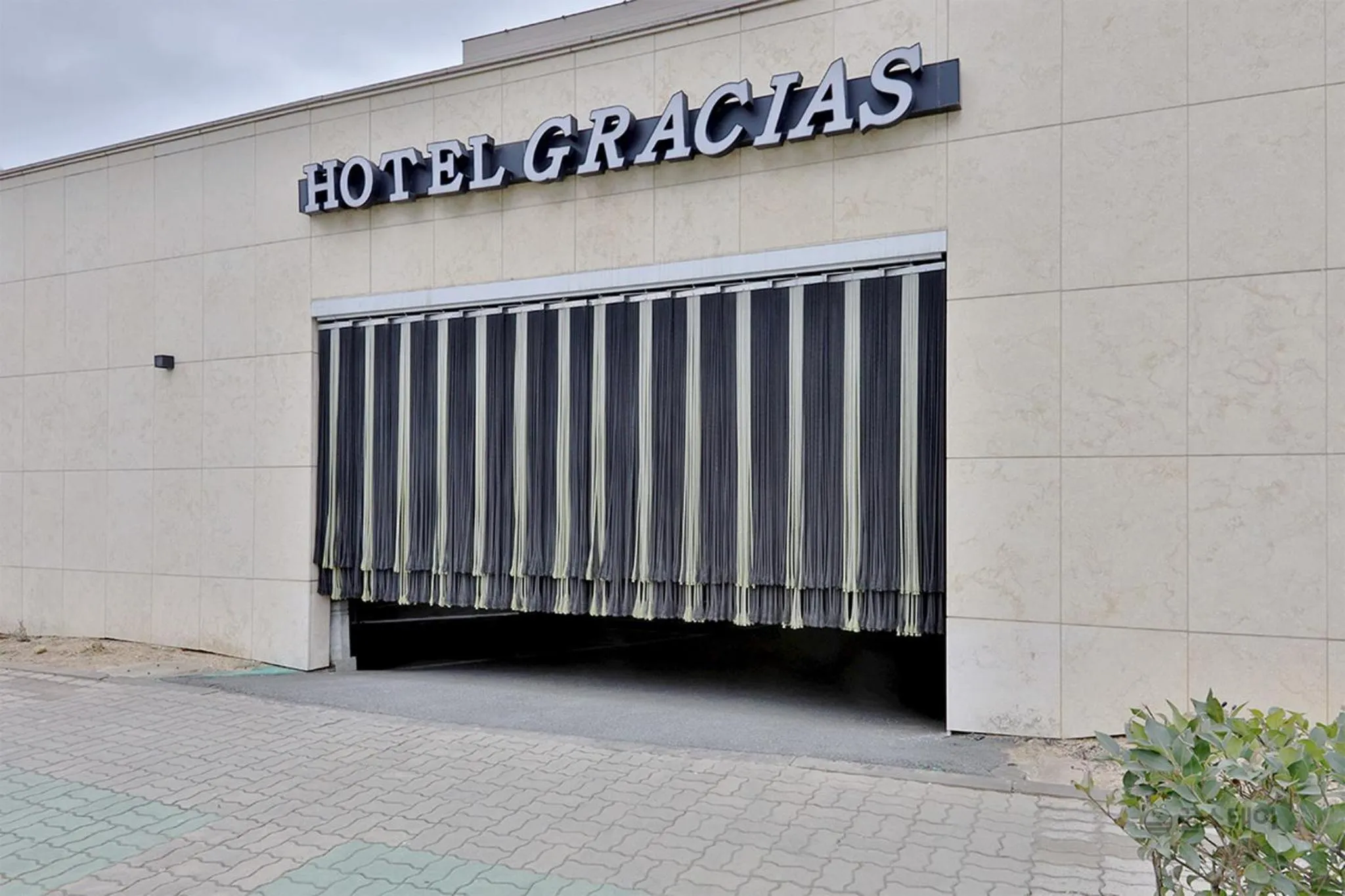 Facade/entrance in Gracias Hotel Gimhae