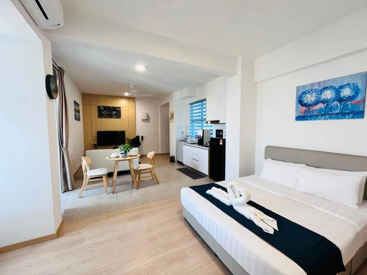 Bed in Mutiara Melaka Beach Paradise by Glex