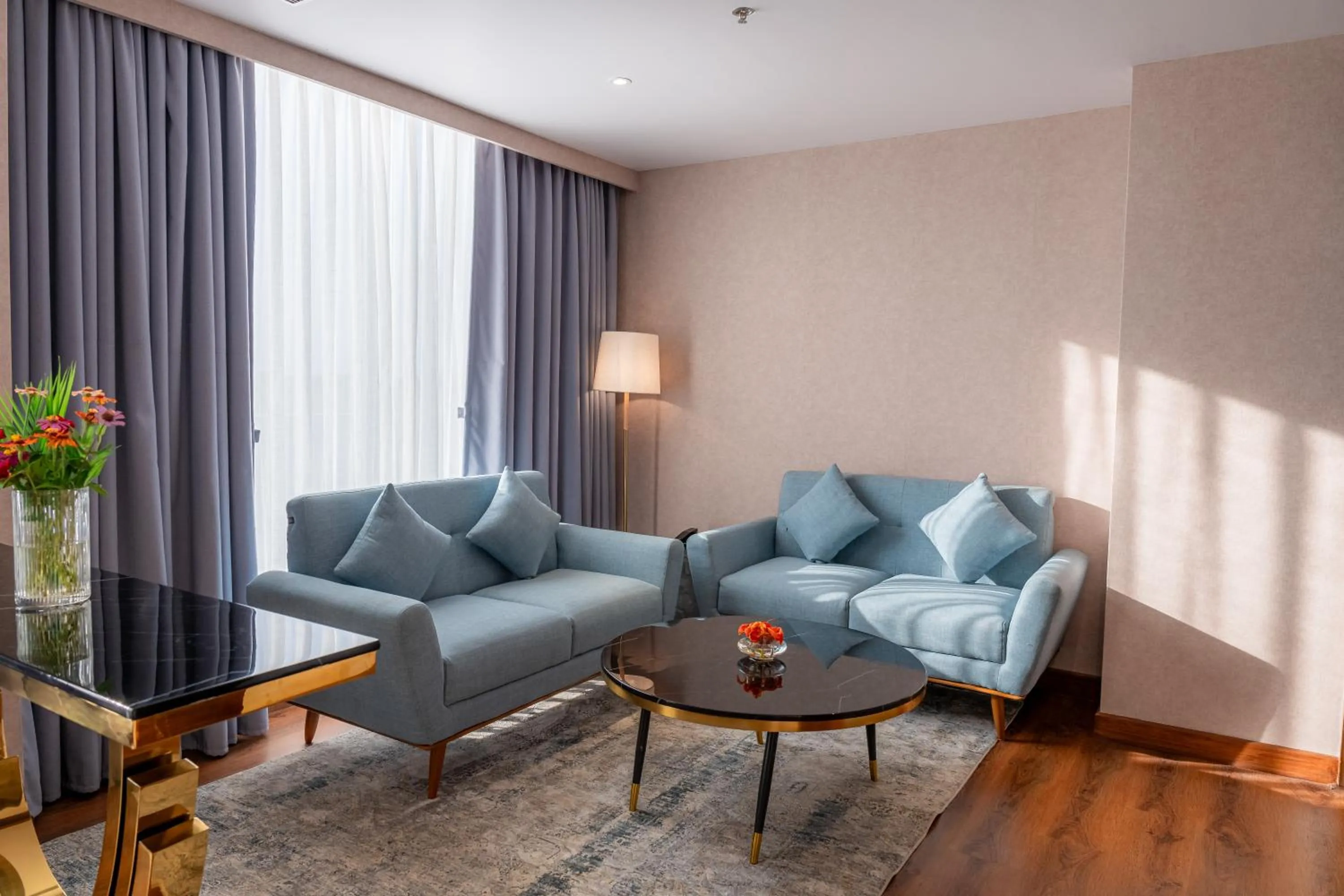 Siddhartha Vilasa, Bhairahawa