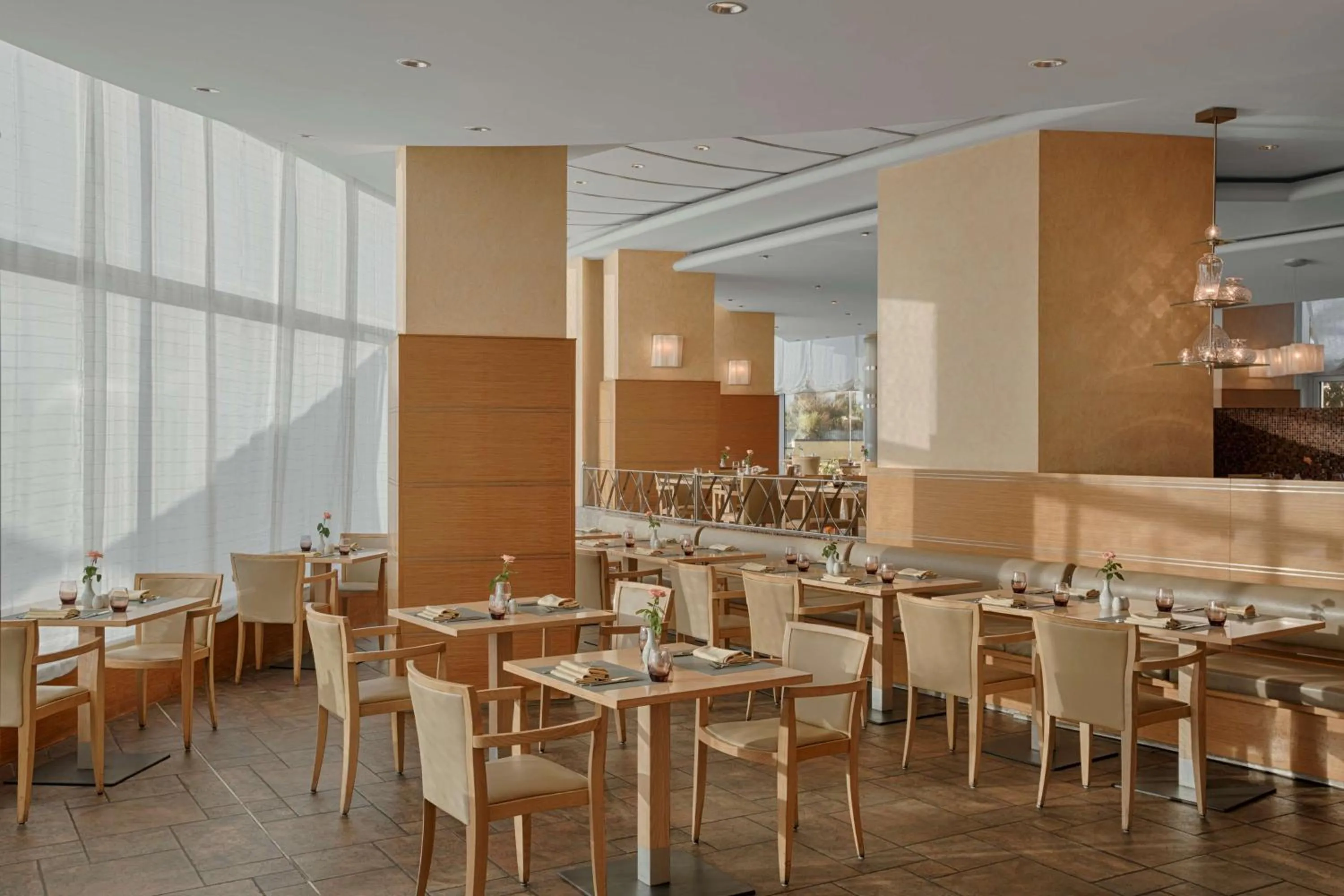 Restaurant/places to eat in Hotel Oran Bay Managed By Accor